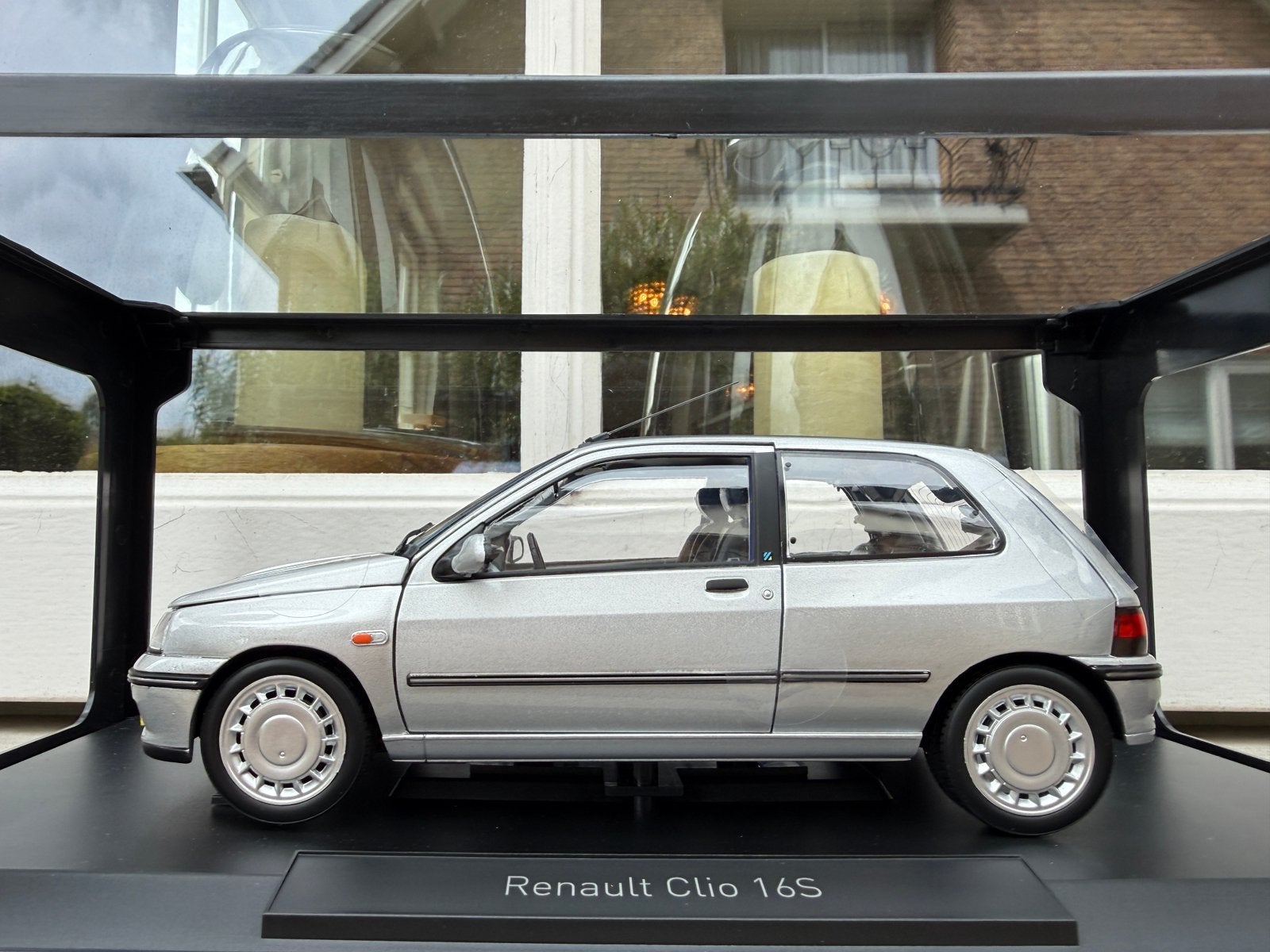 1:18 Renault Clio 16S Iceberg Grey 1992 Norev 185256, Auto, Norev, 70-72 Av. de Bohlen, Vaulx-en-Velin, 69120, France, Norev