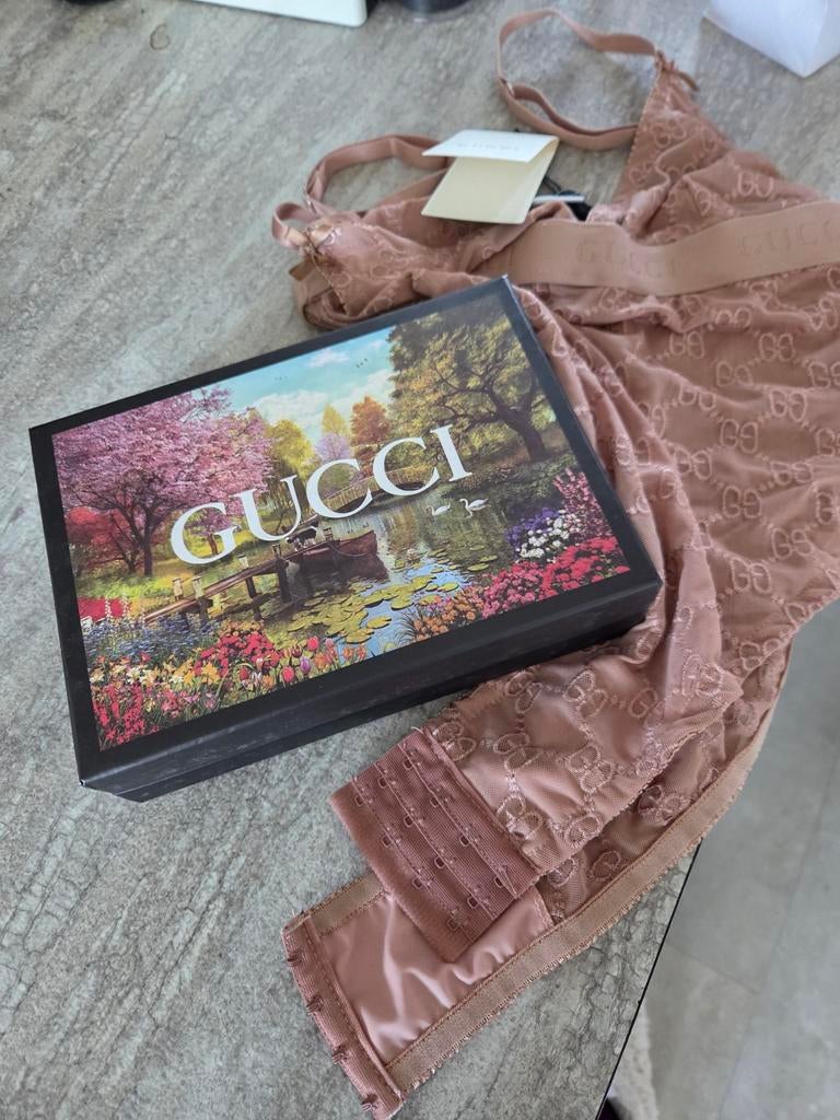 Nieuwe Gucci Lingerie Set - Roze/Beige met GG-logo, Gucci, Ophalen of Verzenden, Roze, Setje