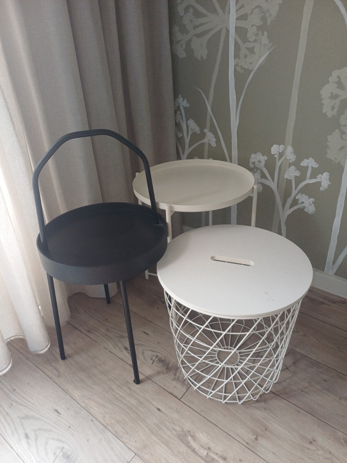 Set van 3 IKEA bijzettafels - zwart en wit, Minder dan 55 cm, Gebruikt, Modern, Scandinavisch, Metaal of Aluminium