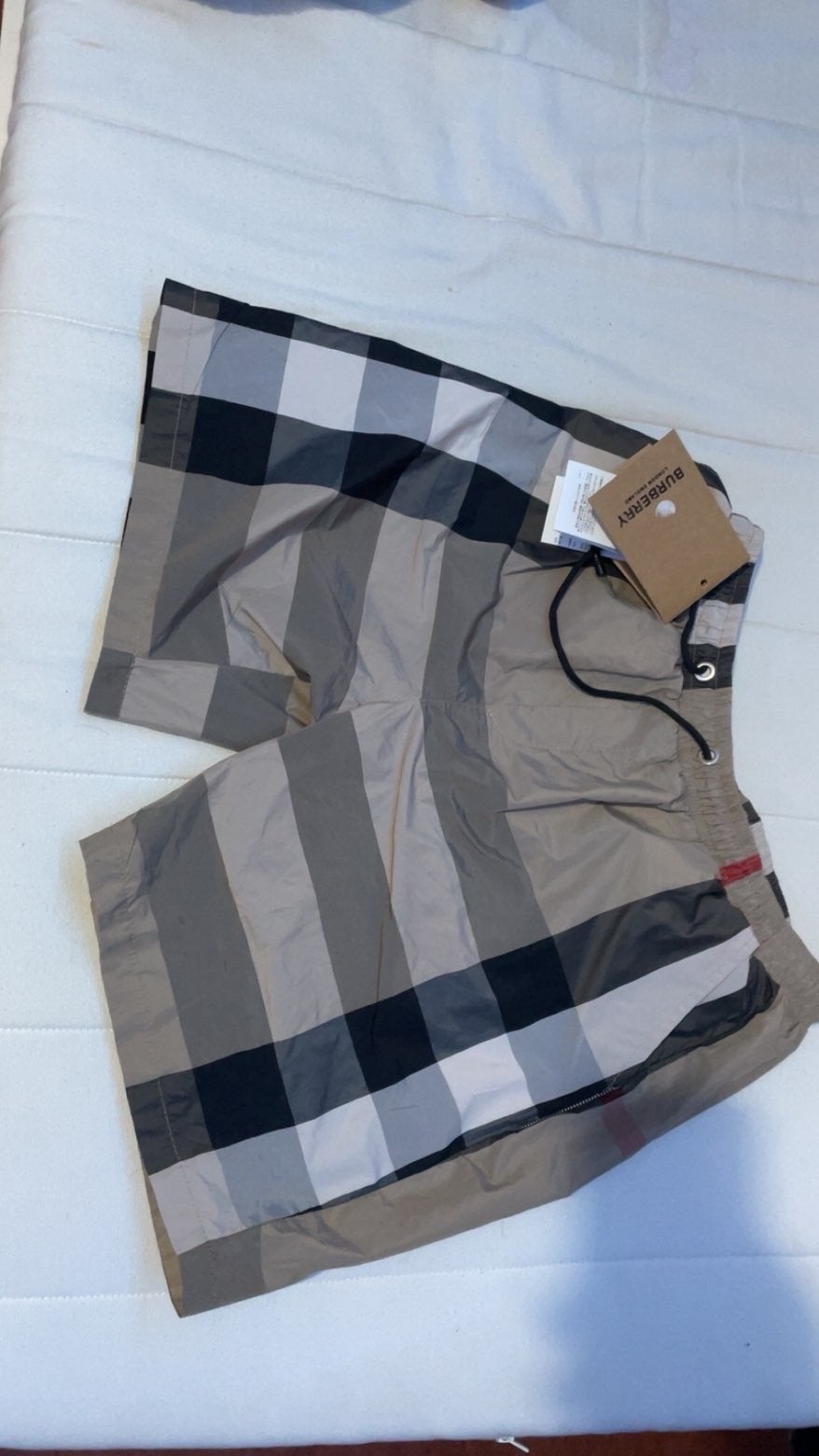 Burberry Zwembroek - Nieuw met labels, Ophalen of Verzenden, Nieuw, Beige, Zwembroek of Short