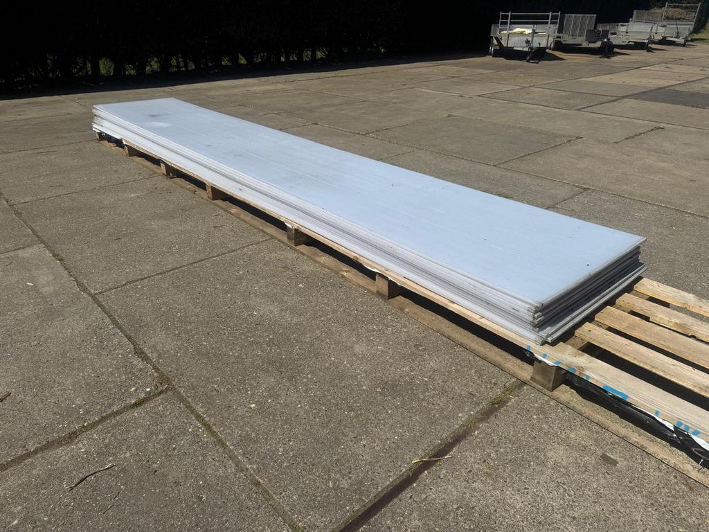 Polycarbonaat platen 11 stuks a 6 meter, Ophalen, Zo goed als nieuw