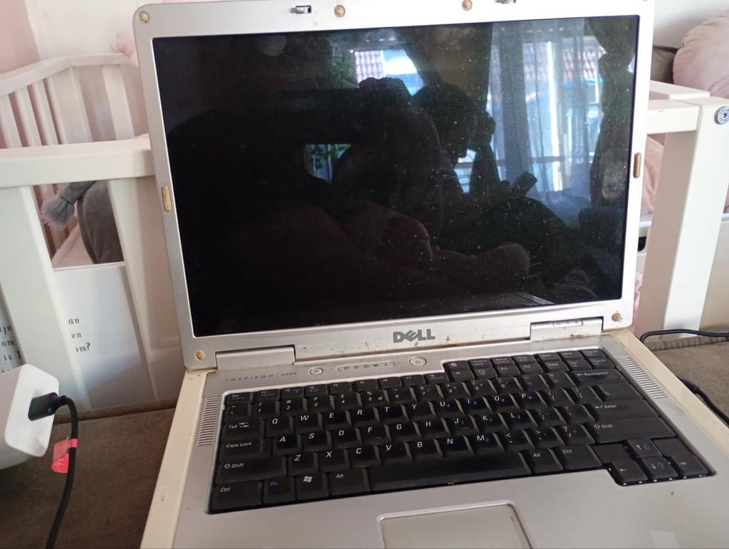 Dell Inspiron Laptop - Gebruikt, Computers en Software, Windows Laptops, Gebruikt, 15 inch, HDD, Onbekend, Minder dan 4 GB, Qwerty