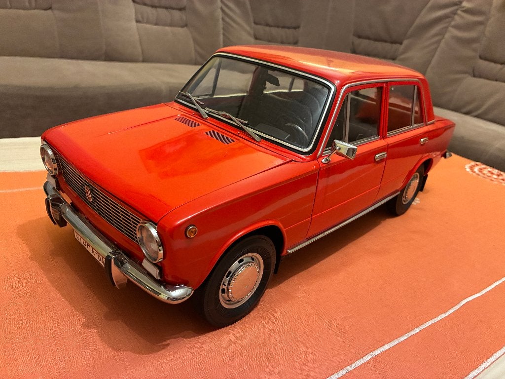 Hachette Lada VAZ-2101 Ziguli 1:8, Hobby en Vrije tijd, Verzenden, Nieuw, 1:5 t/m 1:8, Auto