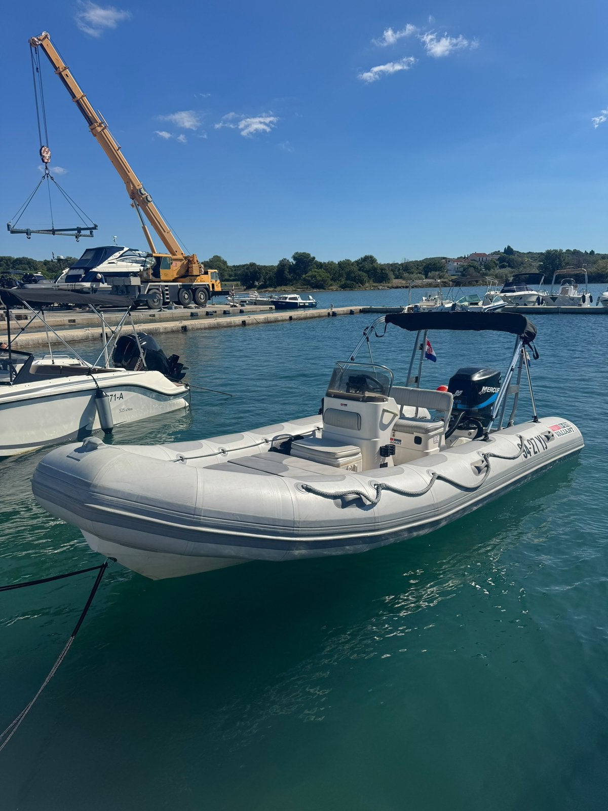 Valiant V570T RIB Mercury 135 PK + Pega trailer, 135 pk, Mercury, Ophalen, Polyester/glasvezel