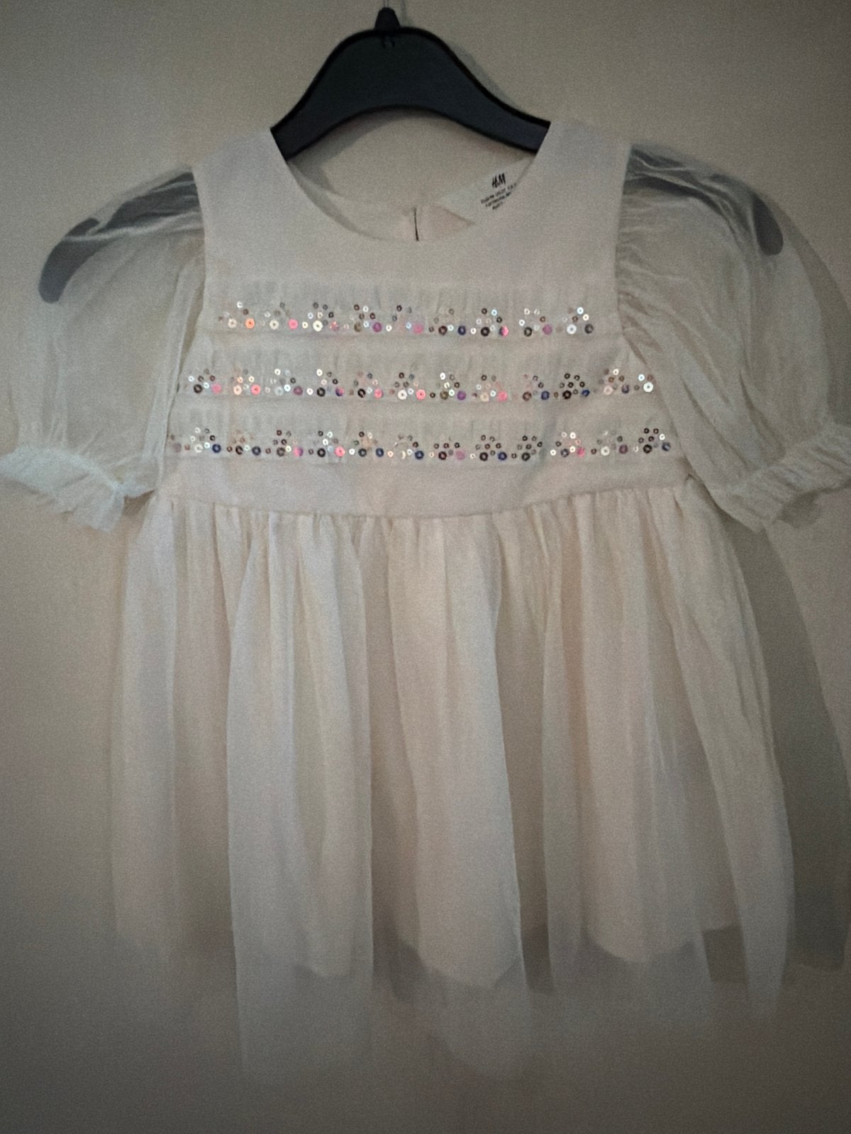 H&M Witte Jurk met Pailletten en Tule Mouwen, Ophalen of Verzenden, Zo goed als nieuw, Meisje