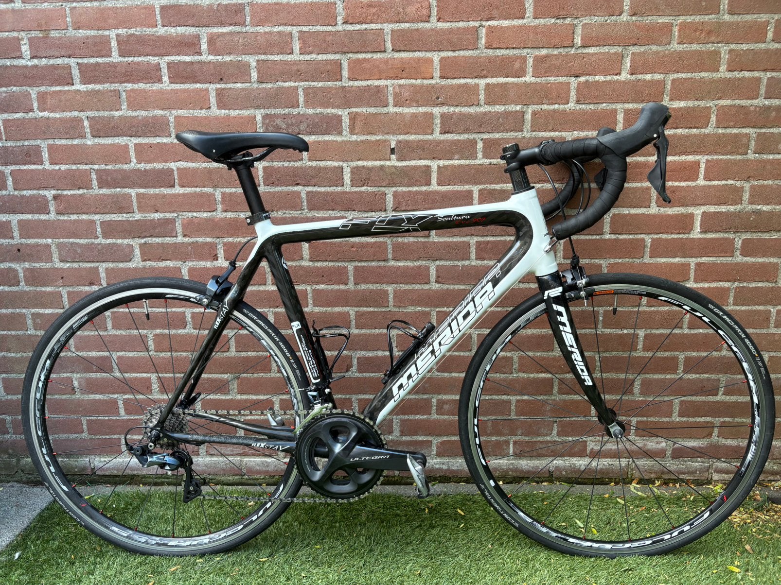 Merida Scultura (58) Carbon Racefiets, 28 inch, Ries-Cycles, Carbon, Velgrem