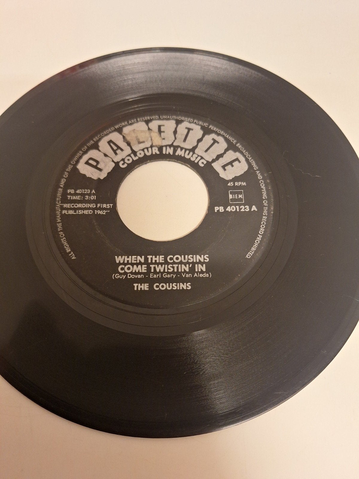 The Cousins - When the Cousins come Twistin'  in, 1962., Verzenden, 7 inch