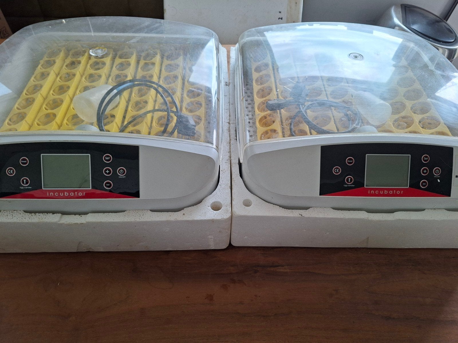 2 broedmachines, Dieren en Toebehoren, Ophalen, Gebruikt, Broedmachine