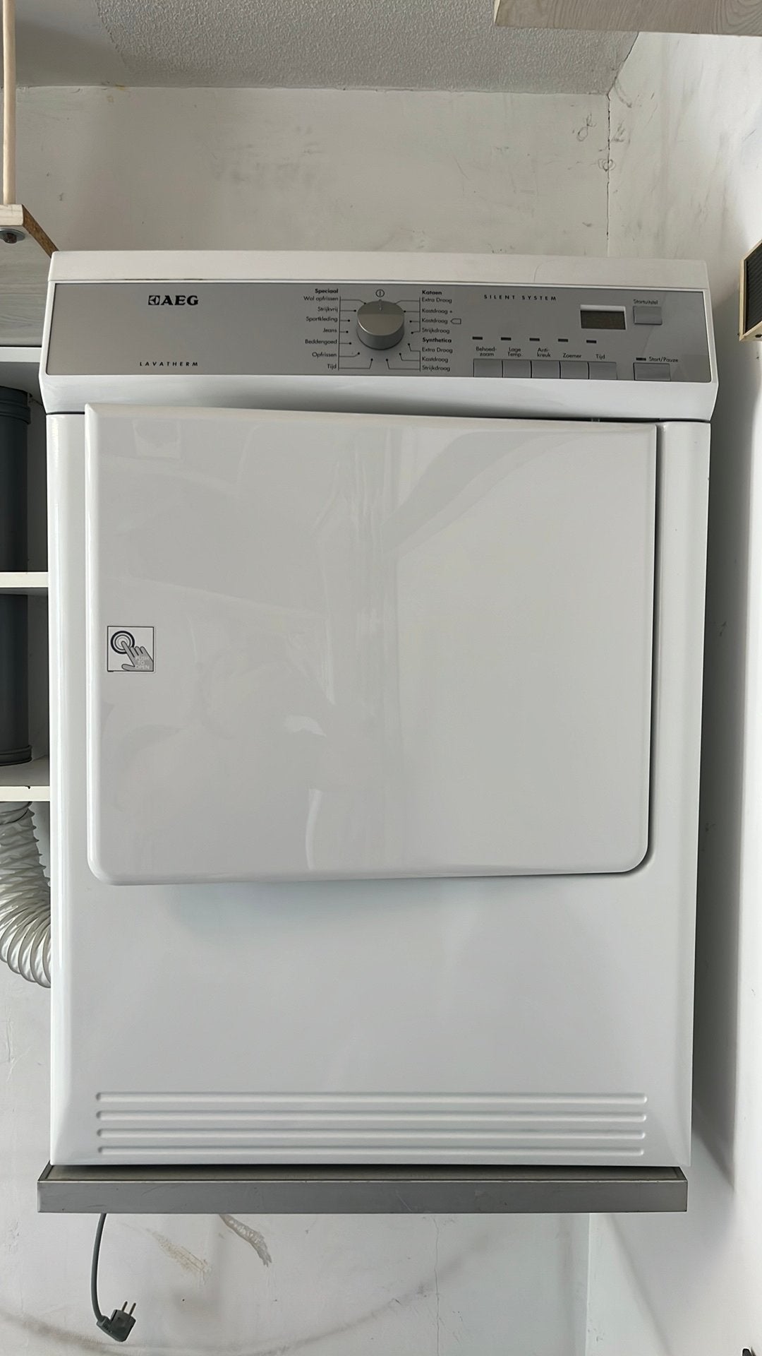 Aeg wasdroger lavatherm silent system met luchtafvoer, Ophalen, 6 tot 8 kg, Luchtafvoer, Zo goed als nieuw