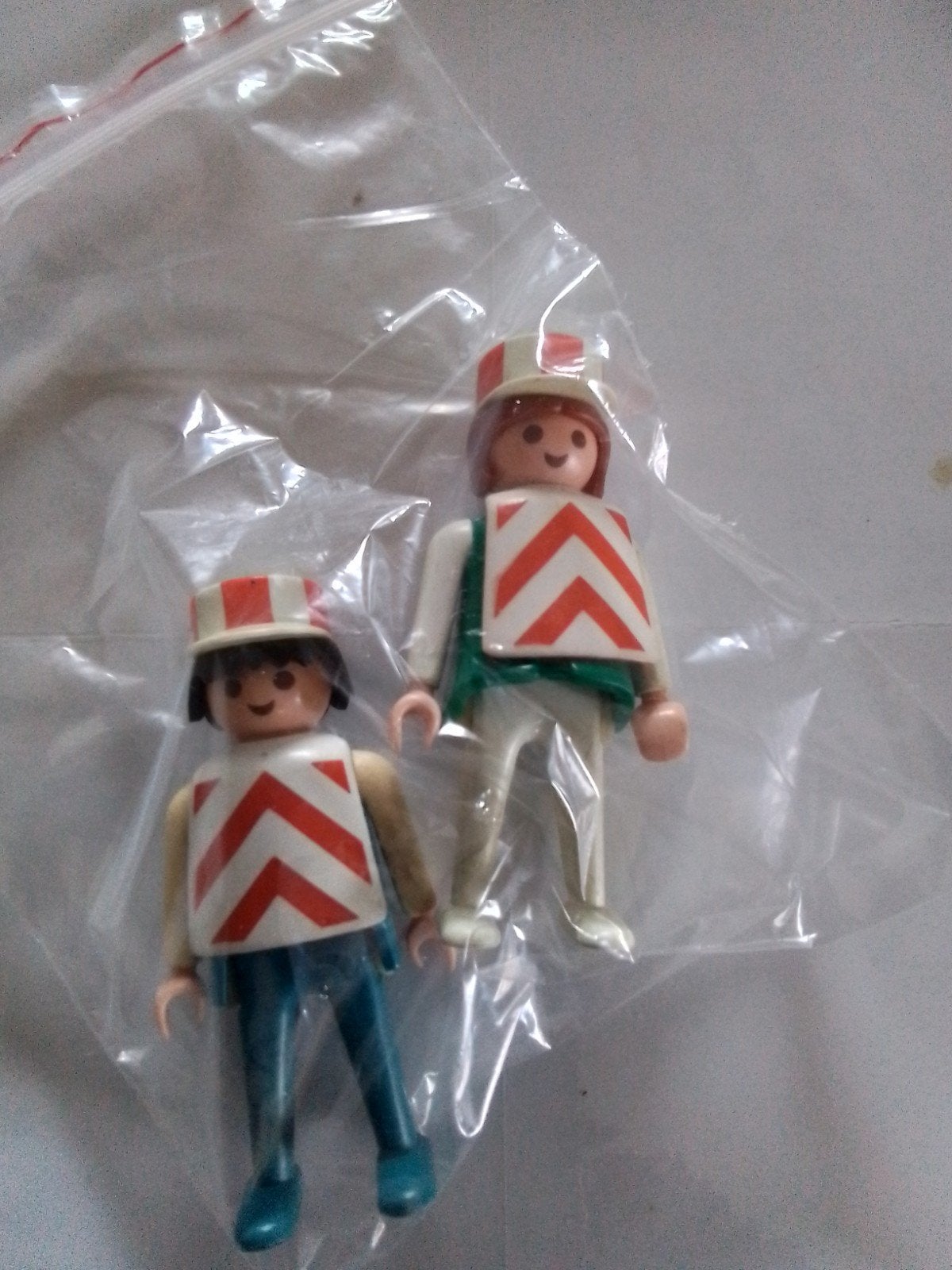 Playmobil figuren: 2 verkeersregelaars in zakje, Ophalen of Verzenden, Gebruikt