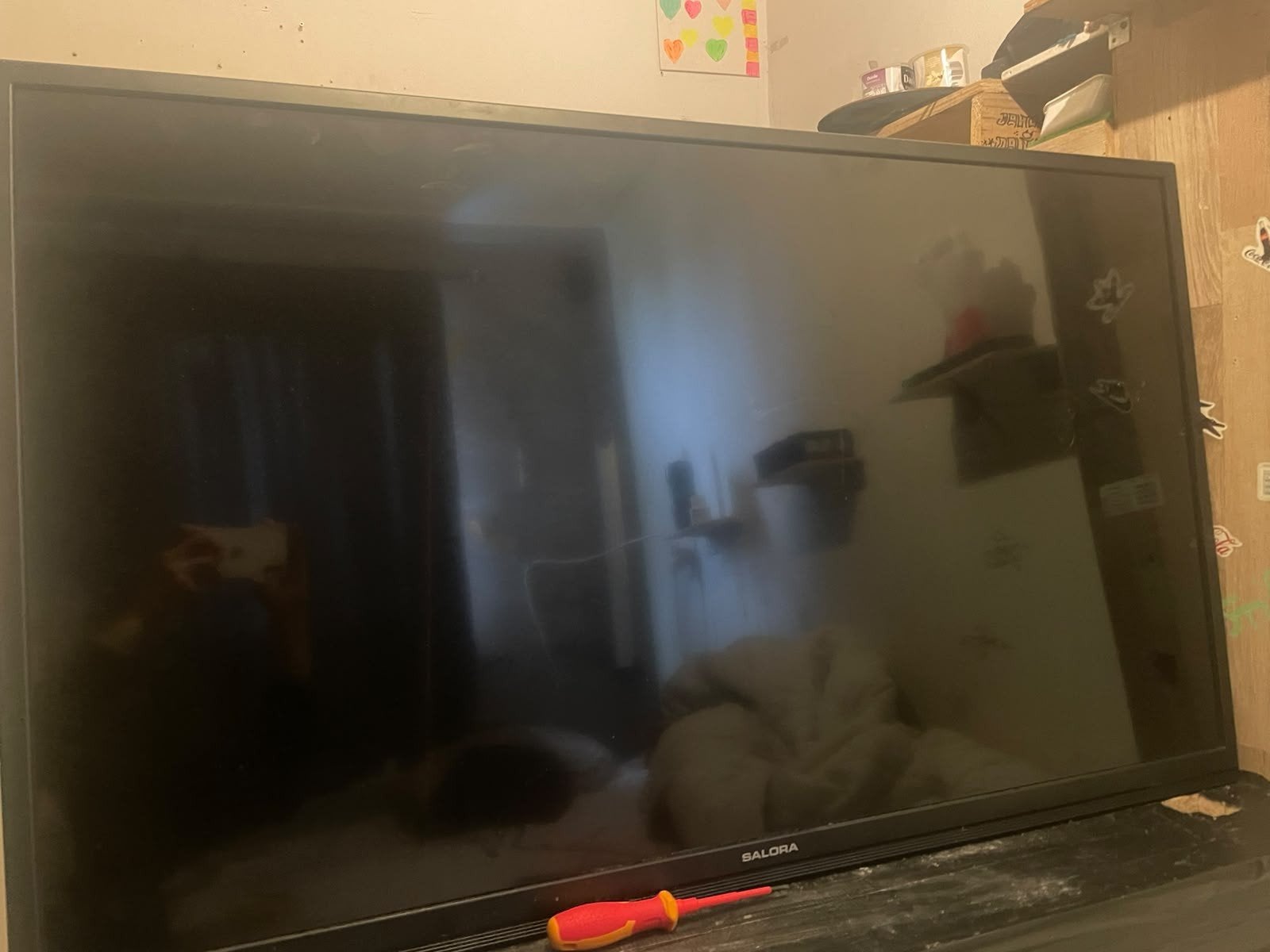 salora tv met afstandsbedining, Ophalen, Zo goed als nieuw, 100 cm of meer, Overige merken