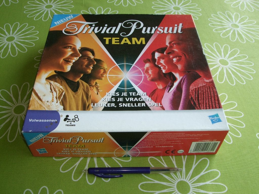 Trivial Pursuit Team - leuker, sneller spel, Vijf spelers of meer, Ophalen of Verzenden, Gebruikt