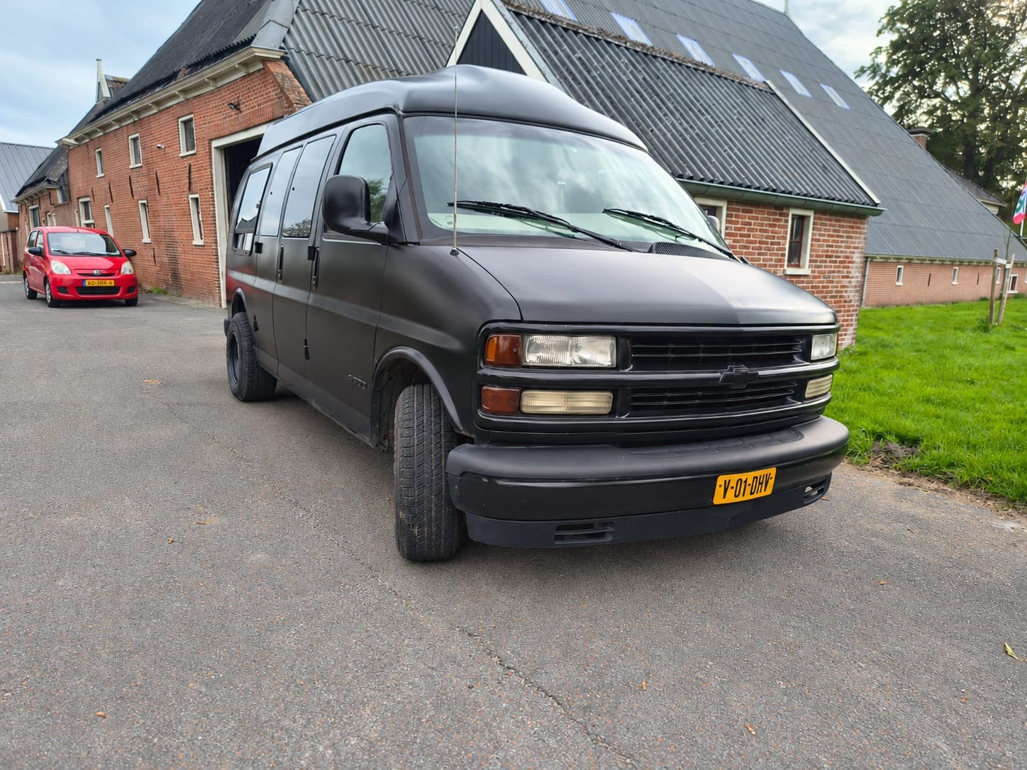 Chevrolet express chevy van lpg 1996 grijs kenteken, Auto's, Chevrolet, 4 stoelen, Zwart, 2634 kg