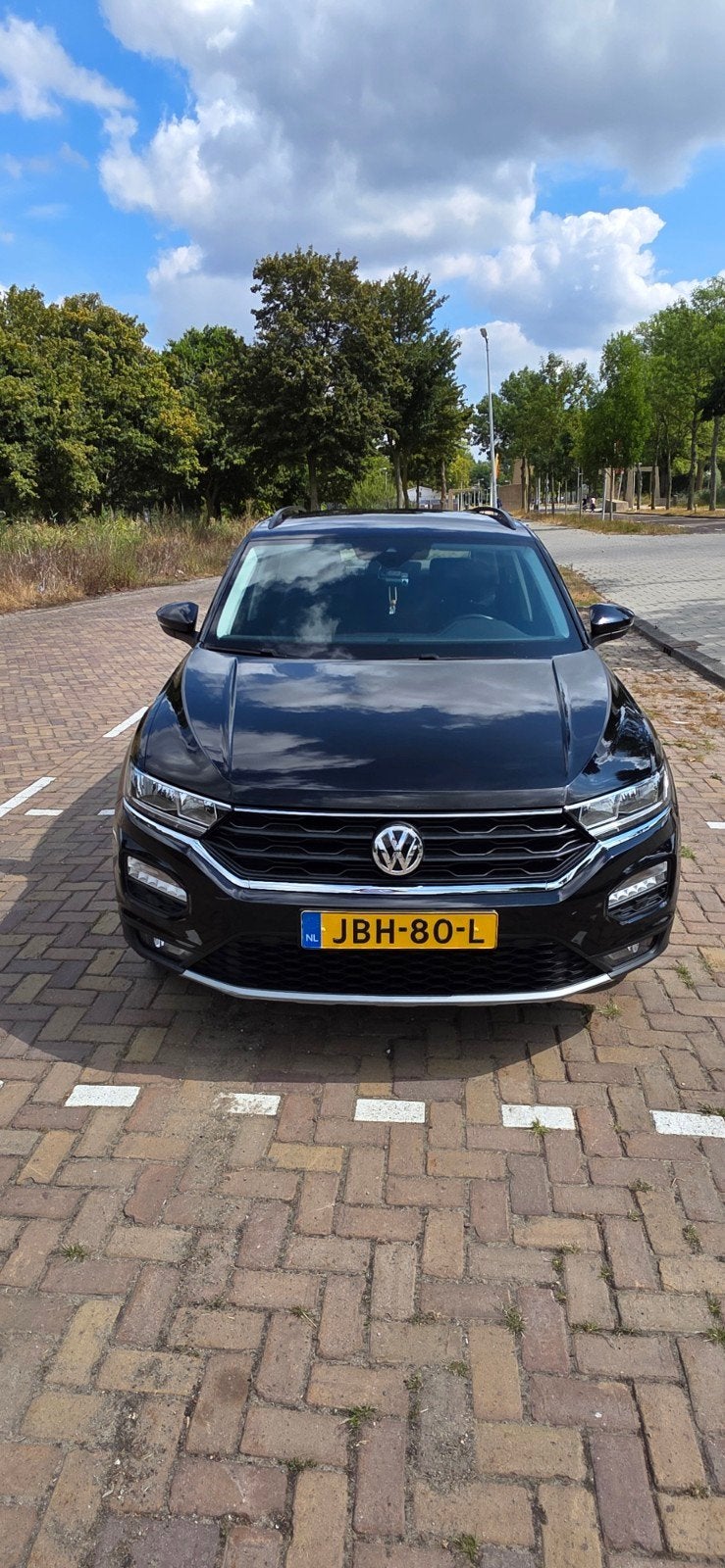 Volkswagen T-Roc IQ.DRIVE 1.5 TSI, Auto's, Volkswagen, 1498 cc, 4 cilinders, Zwart, Grijs