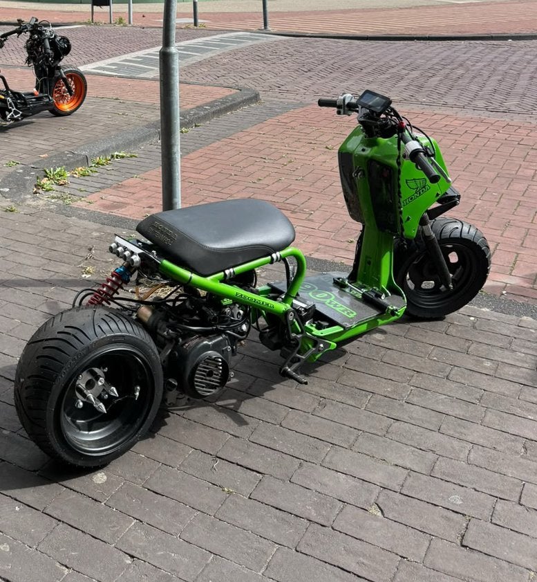 Honda Zoomer Ruckus brommer scooter Custom, Ophalen, Zo goed als nieuw, Overige modellen