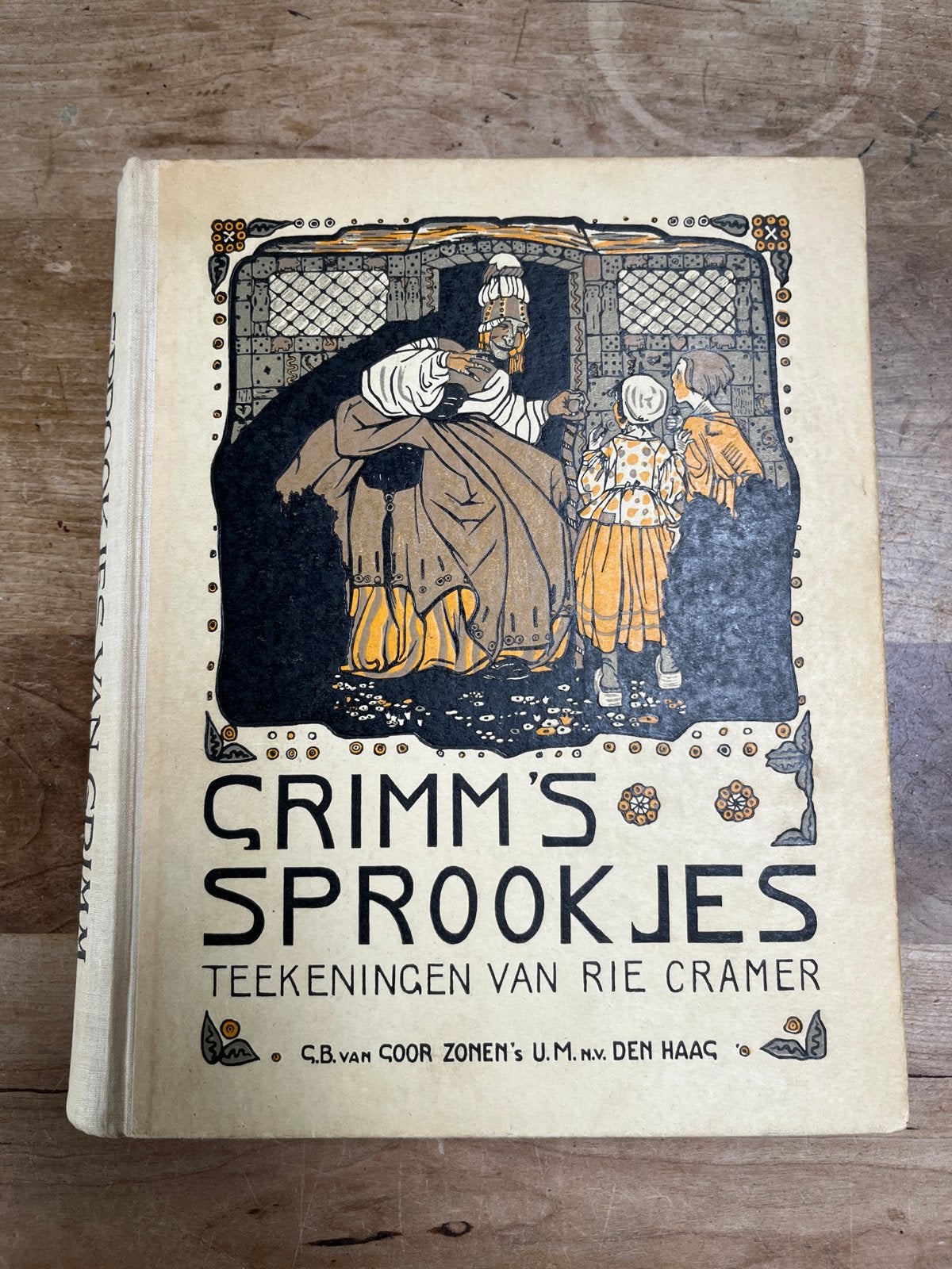 Sprookjes van Grimm, met illustraties van Rie Cramer, 1942, Ophalen of Verzenden, Gelezen