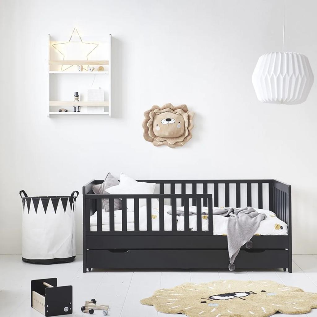Petit Amelie peuterbed 140x70cm met lade en matras, Kinderen en Baby's, Kinderkamer | Bedden, Ophalen, Gebruikt, 70 tot 85 cm