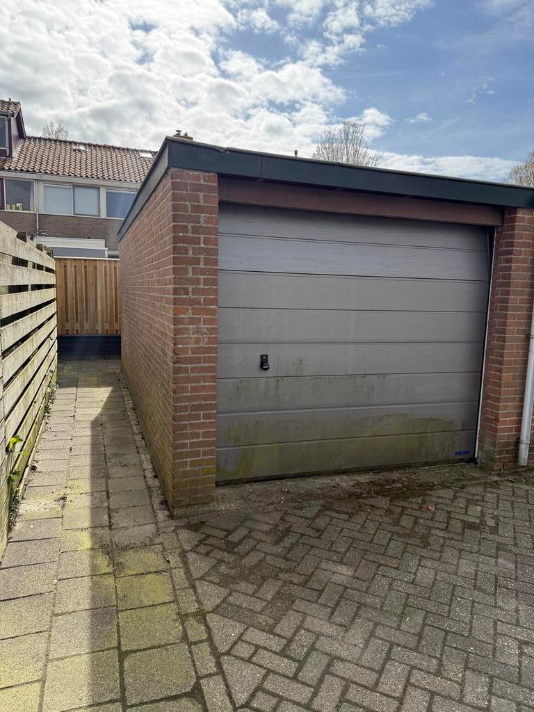Garagebox te huur in middenmeer!