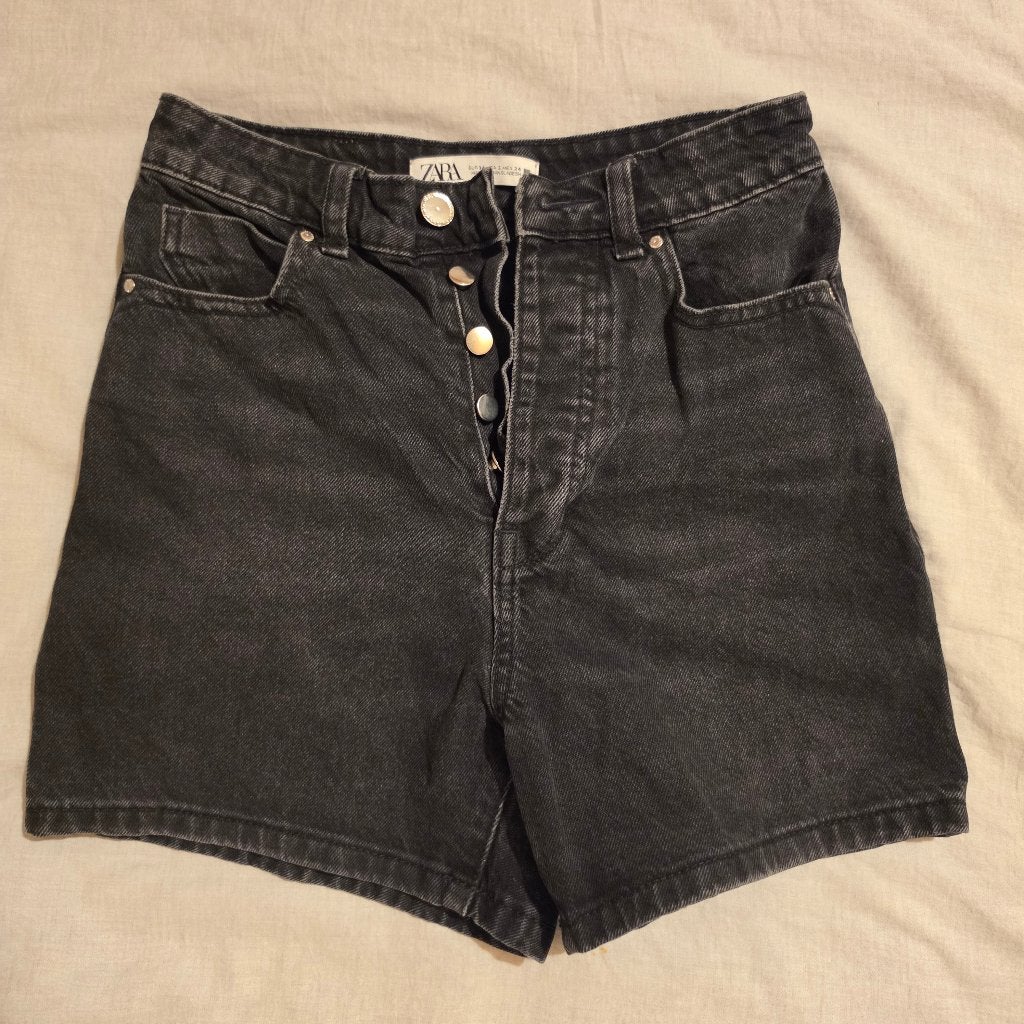 Black denim short, Kleding | Dames, Spijkerbroeken en Jeans, Verzenden, Zo goed als nieuw, W27 (confectie 34) of kleiner, Zara