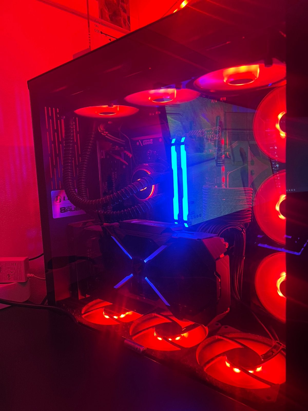 Gaming PC Ryzen 5 3600 | GTX 1080 Ti 11GB | 16GB RAM | RGB, Spelcomputers en Games, Gebruikt, Overige genres, 1 speler, Ophalen of Verzenden
