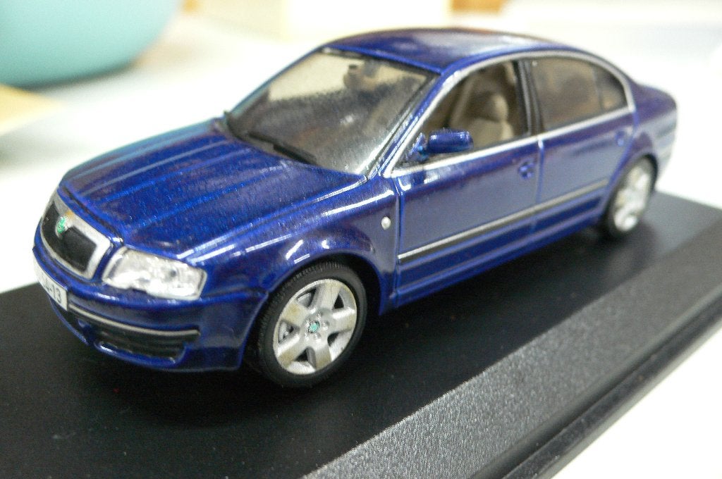 skoda superb - mist rechterbuitenspiegel - norev 1/43-KOOPJE, Verzenden, Gebruikt, Auto, Norev