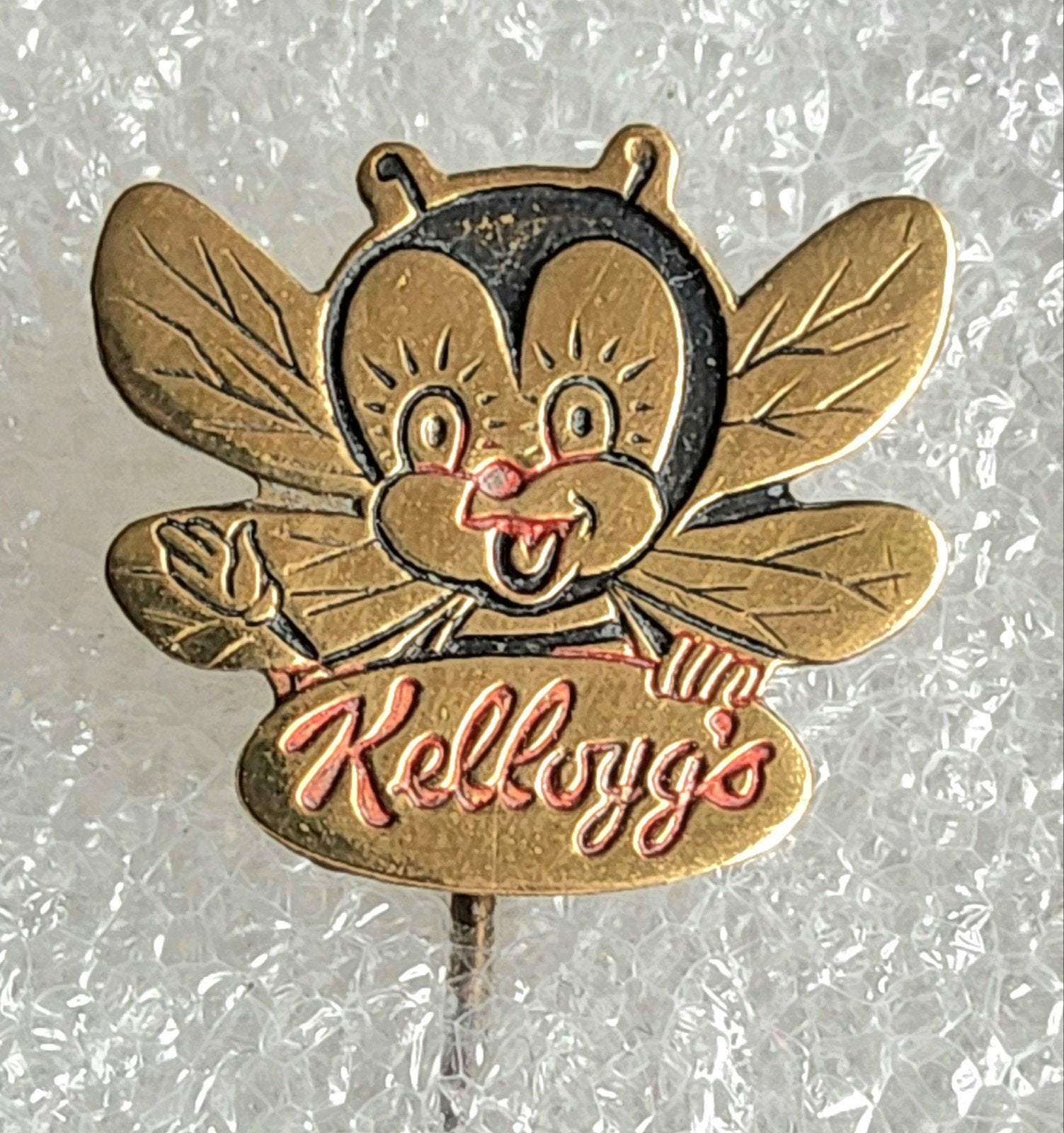 Vintage Kellogg's Cornflakes Speldje Bij Figuur, Ophalen of Verzenden, Gebruikt, Merk, Speldje of Pin