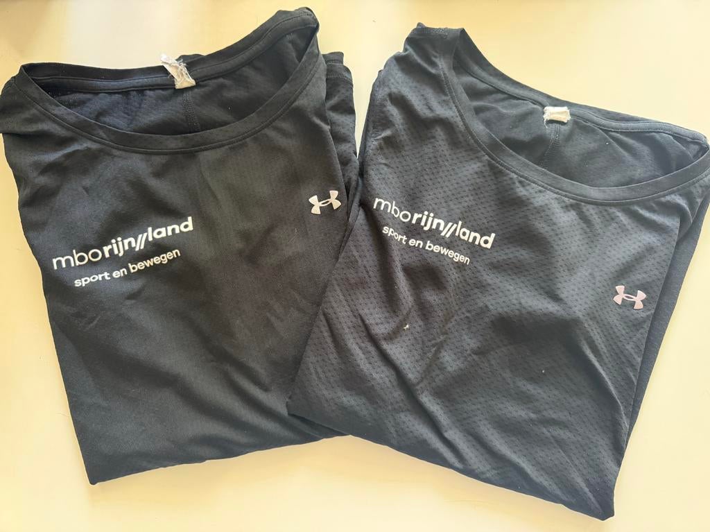 MBO Rijnland Sport en Bewegen T-shirts (2 stuks) - Maat S, Zwart, Overige typen, Ophalen of Verzenden, Zo goed als nieuw