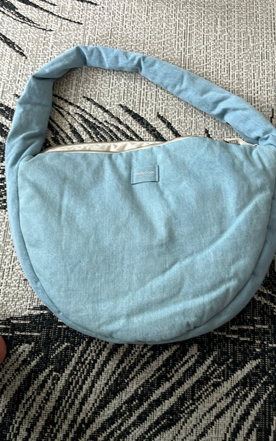 Studio Noos Puffy Mom Bag - Lichtblauw Denim, Sieraden, Tassen en Uiterlijk, Ophalen of Verzenden, Zo goed als nieuw, Blauw, Shopper
