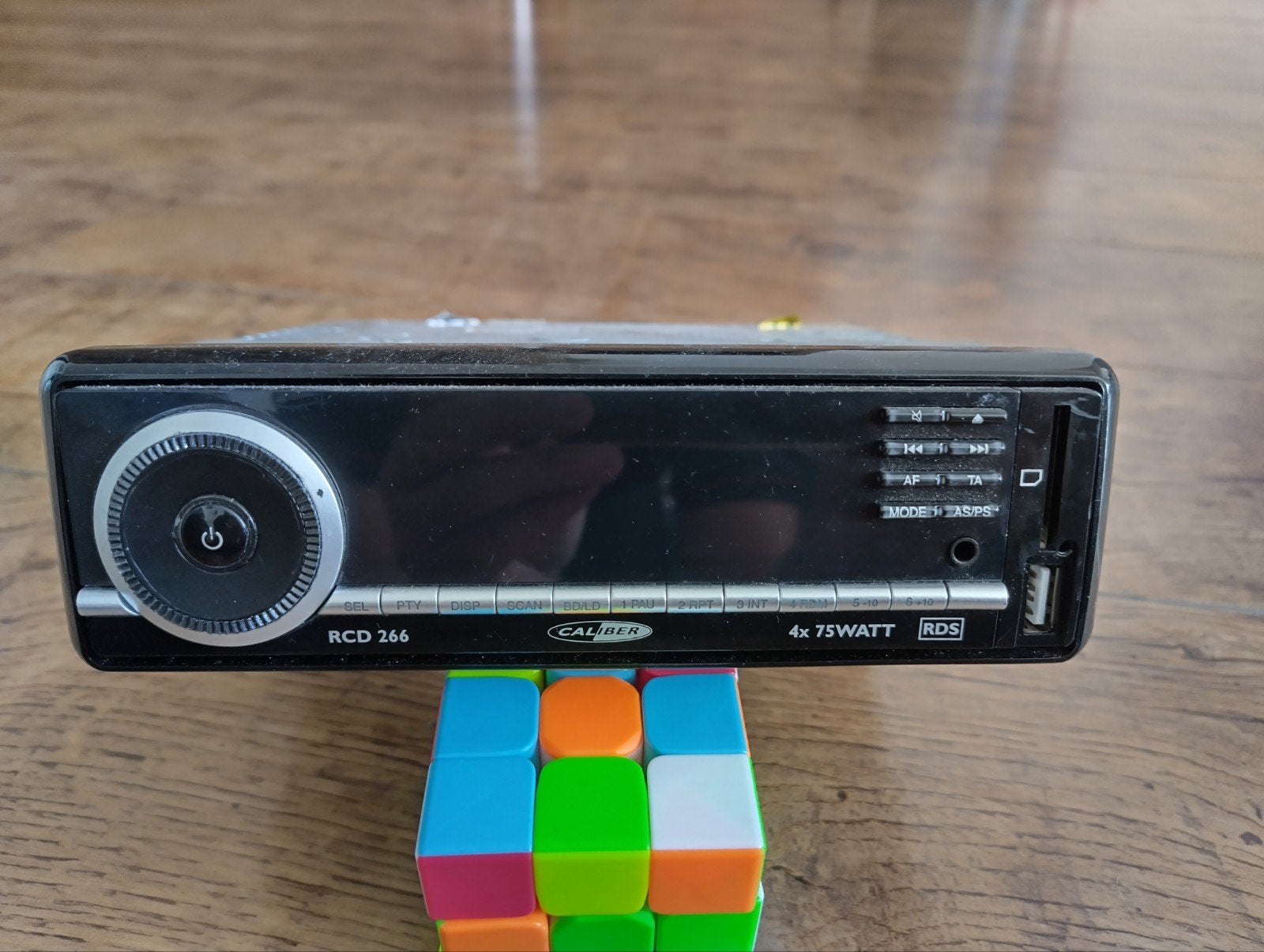 Caliber RCD 266 Autoradio - FM/USB/SD/AUX, Ophalen of Verzenden, Gebruikt