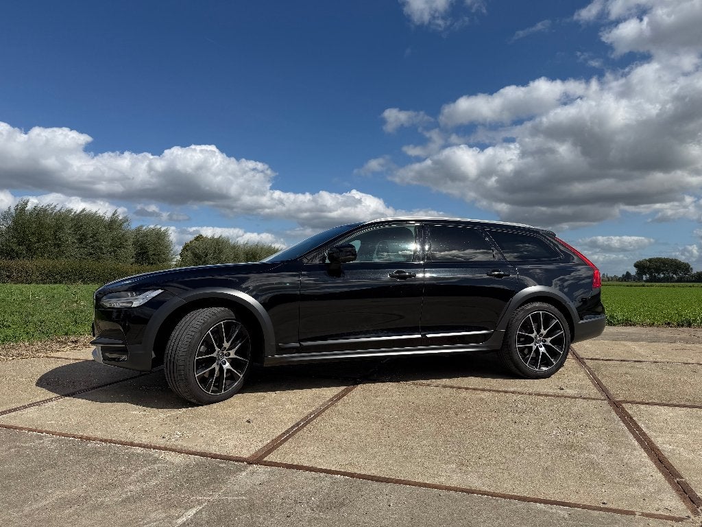 Volvo V90