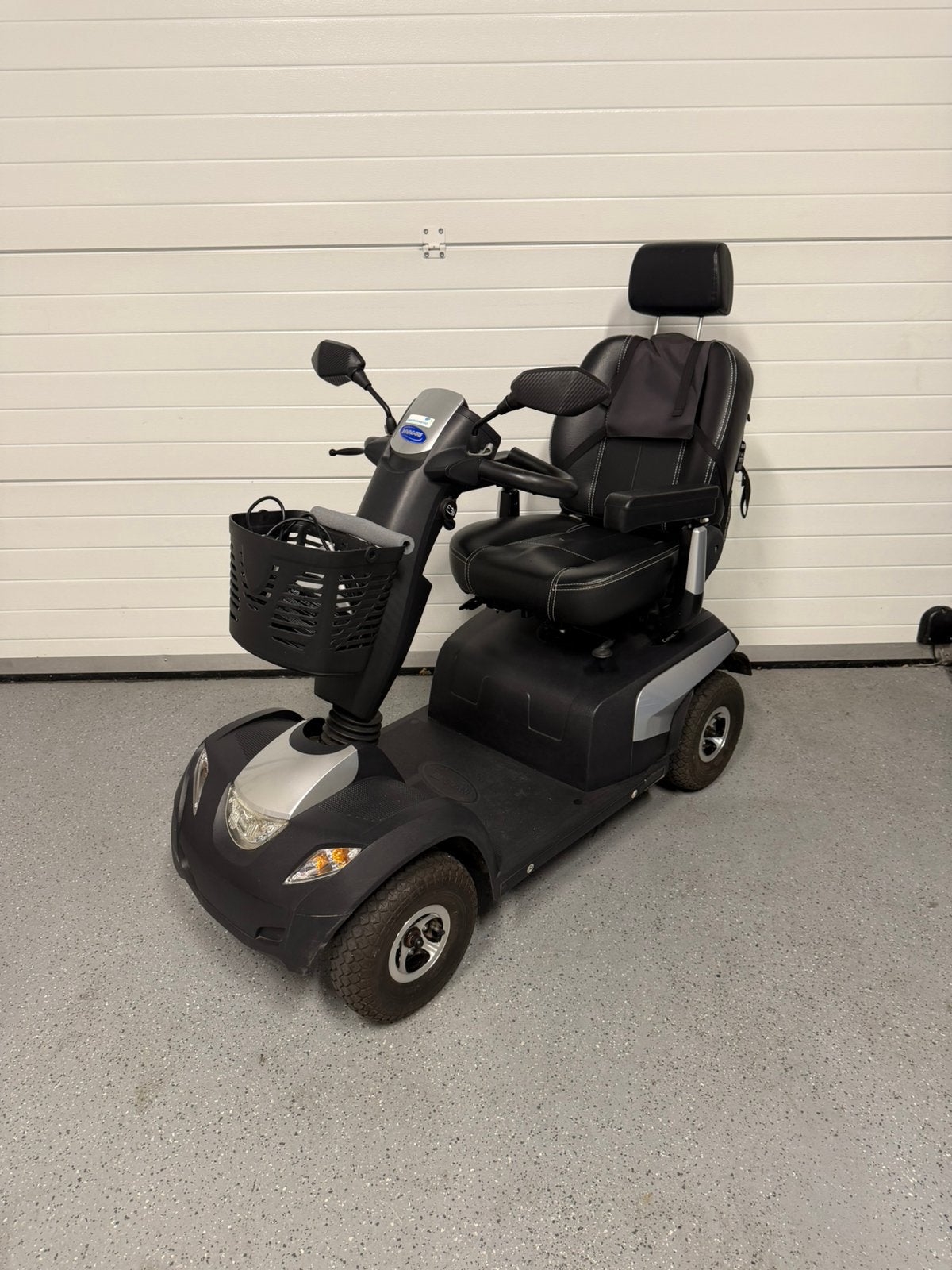 Invacare comet pro | Garantie, Ophalen, Invacare, Zo goed als nieuw, 16 km/u of meer