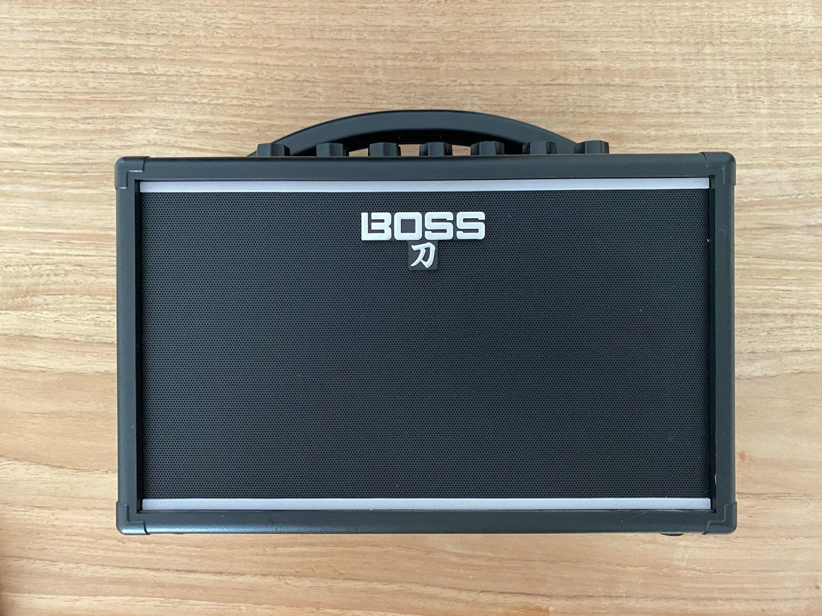 Boss Katana Mini gitaarversterker, Ophalen of Verzenden, Zo goed als nieuw, Gitaar, Minder dan 50 watt