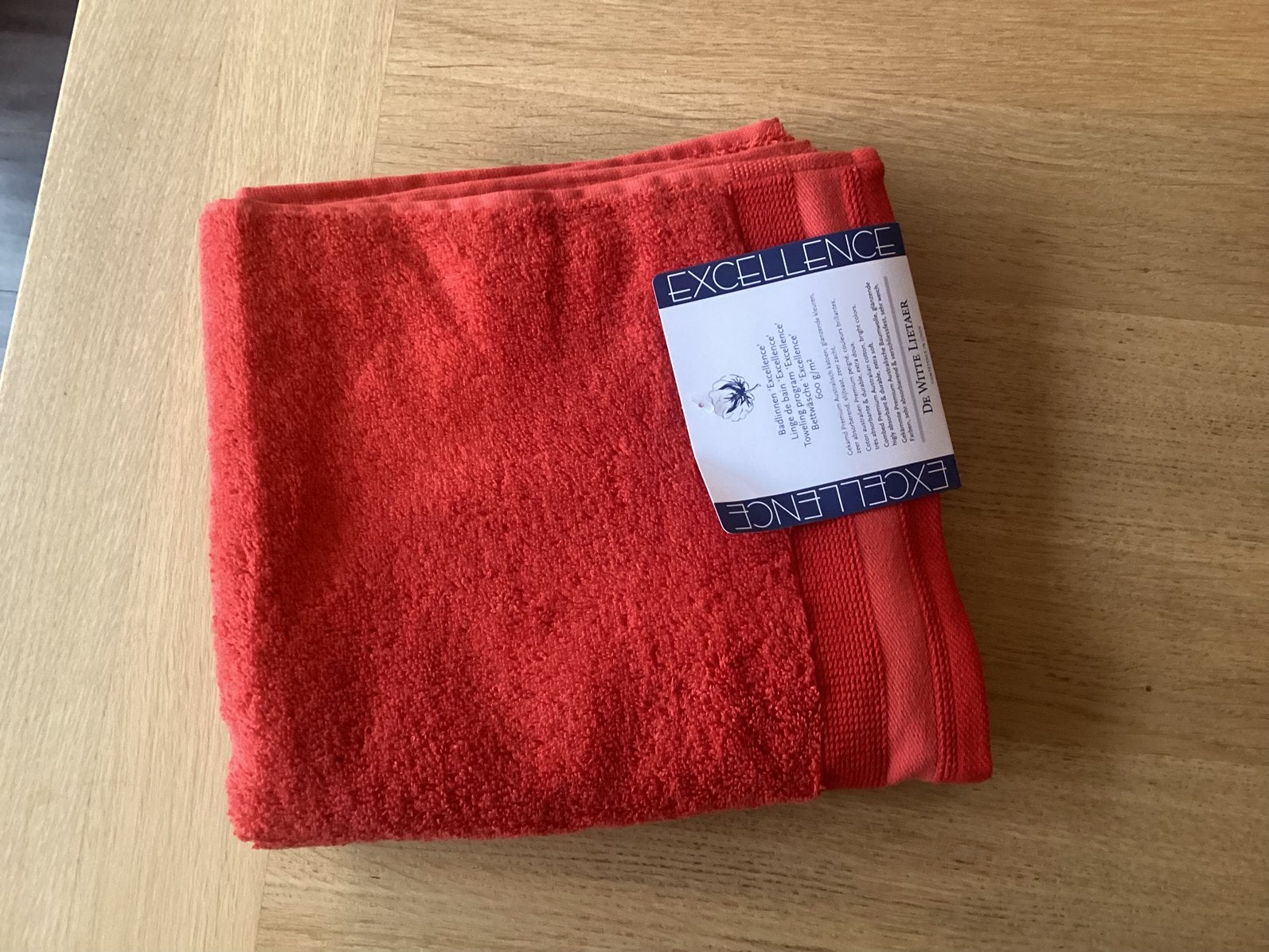 Handdoek van De Witte Lietaer kleur Burnt Orange, Ophalen of Verzenden, Nieuw, Rood, Handdoek