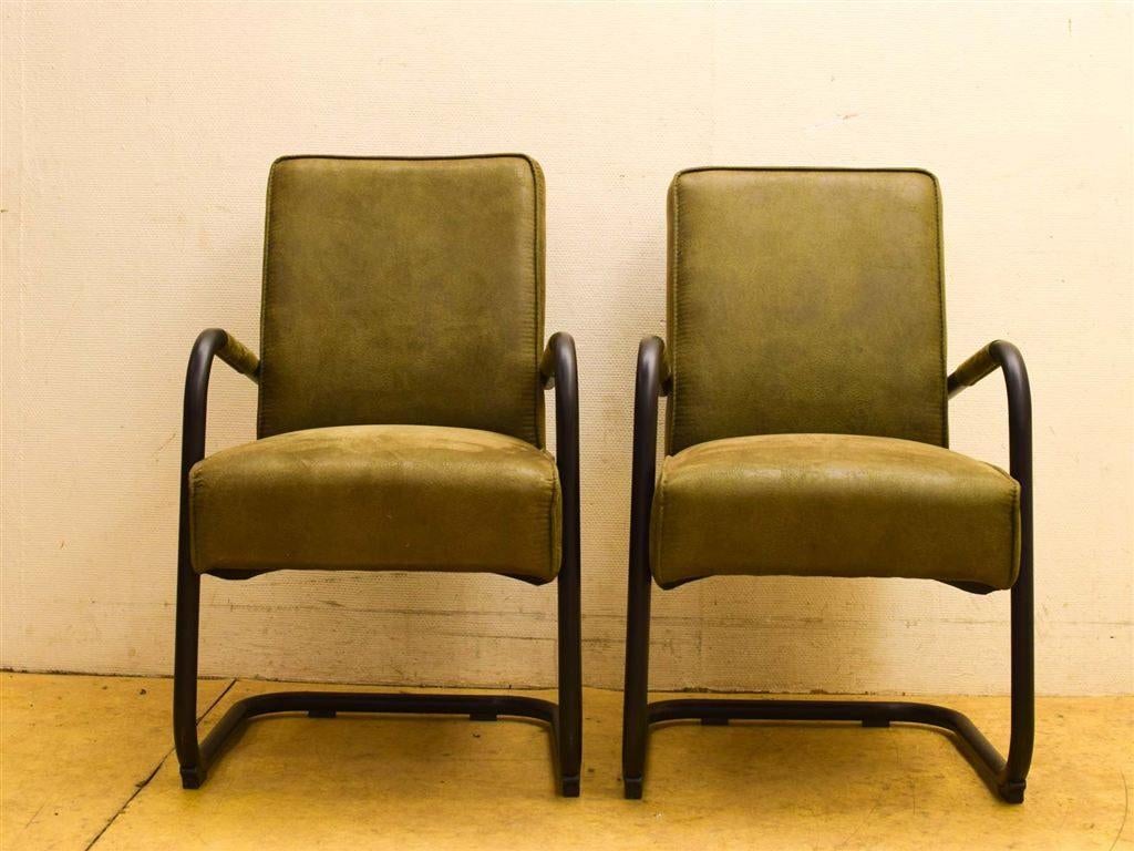 2 stuks Stoelen met armleuning 51327, Huis en Inrichting, Stoelen, Ophalen of Verzenden, Gebruikt, Metaal, Vijf, Zes of meer stoelen