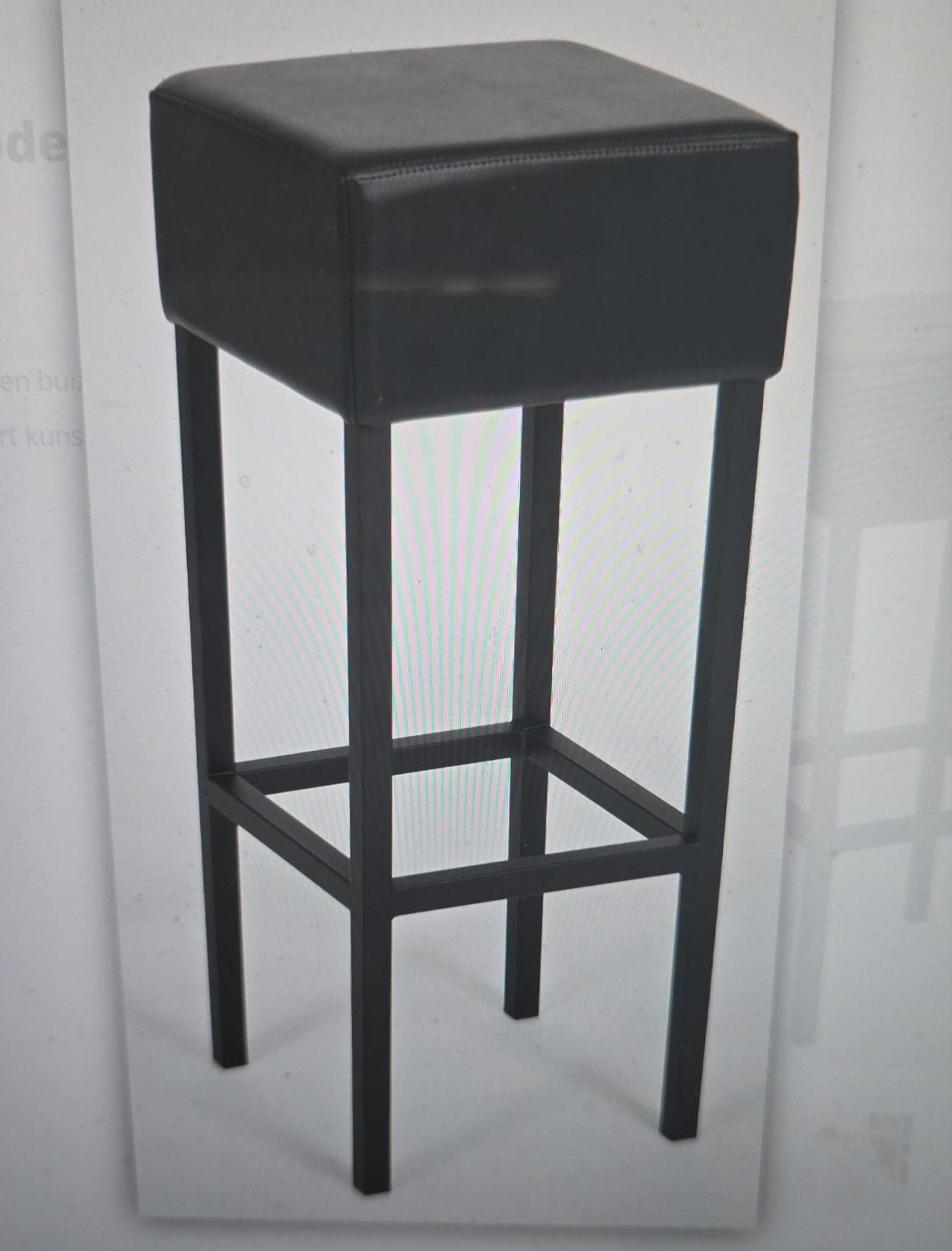 Design barkruk met zwart stalen frame en kunstleder zitting, Ophalen