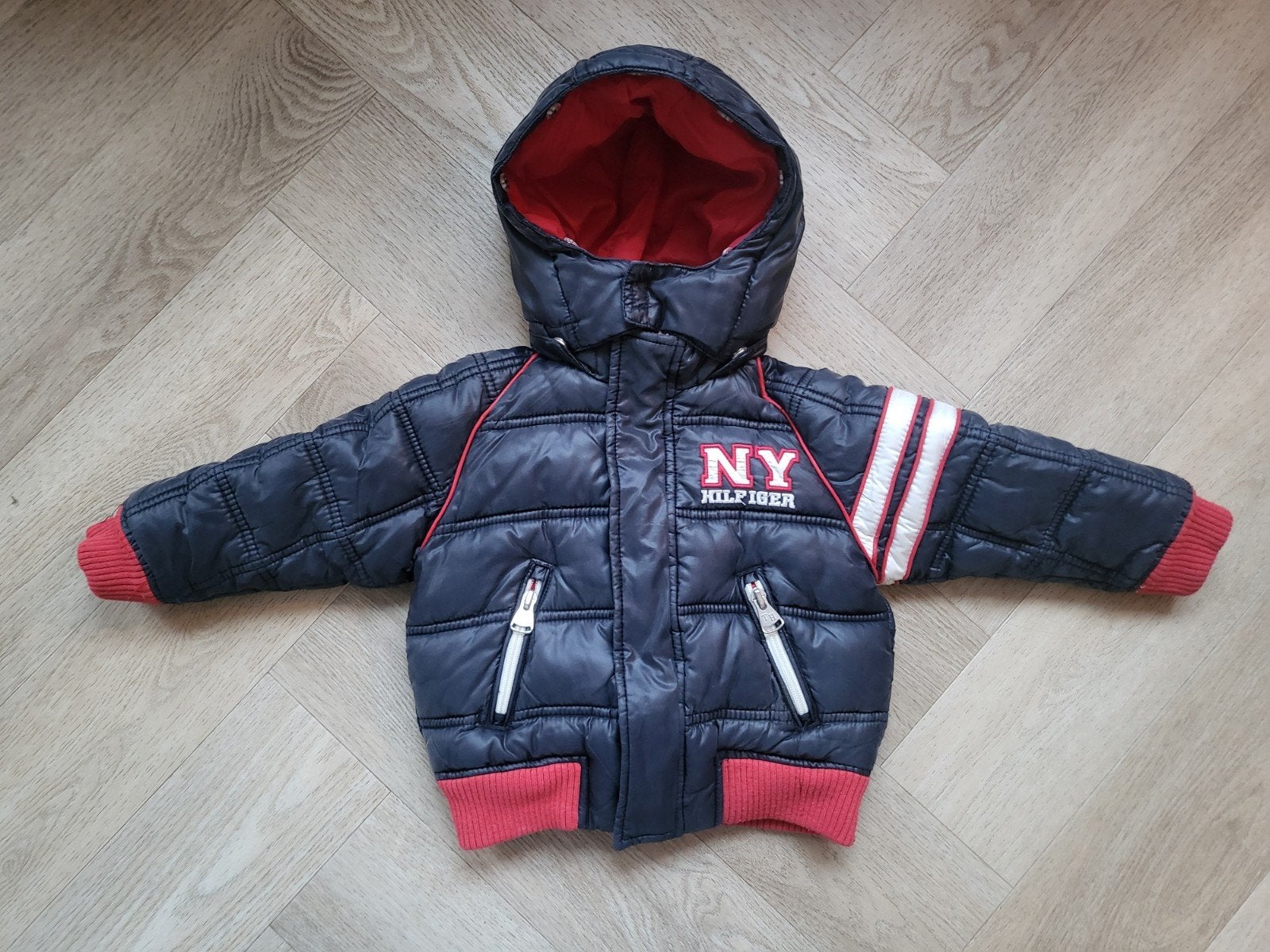 Tommy Hilfiger winterjasje maat 80, Jongetje of Meisje, Ophalen of Verzenden, Jasje, Tommy Hilfiger
