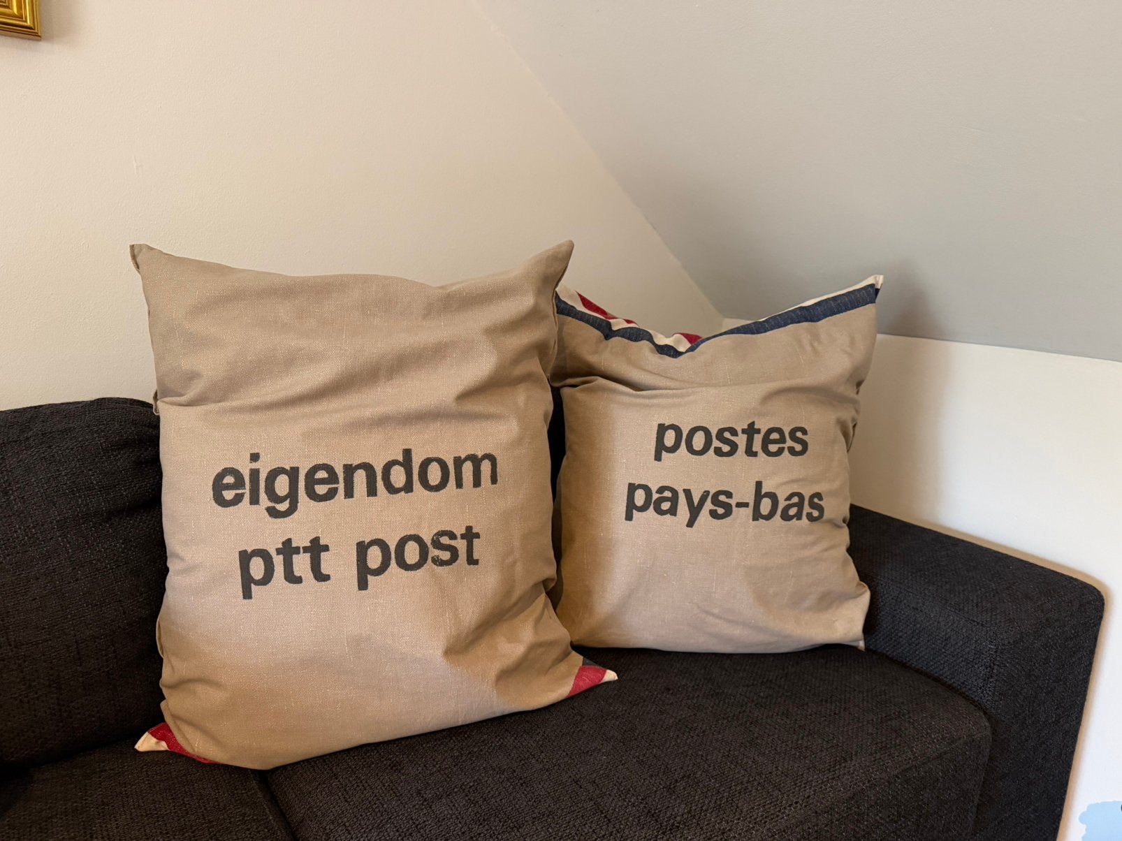 Sierkussens ‘PTT’, Ophalen of Verzenden, Beige, Rechthoekig, Sierkussen