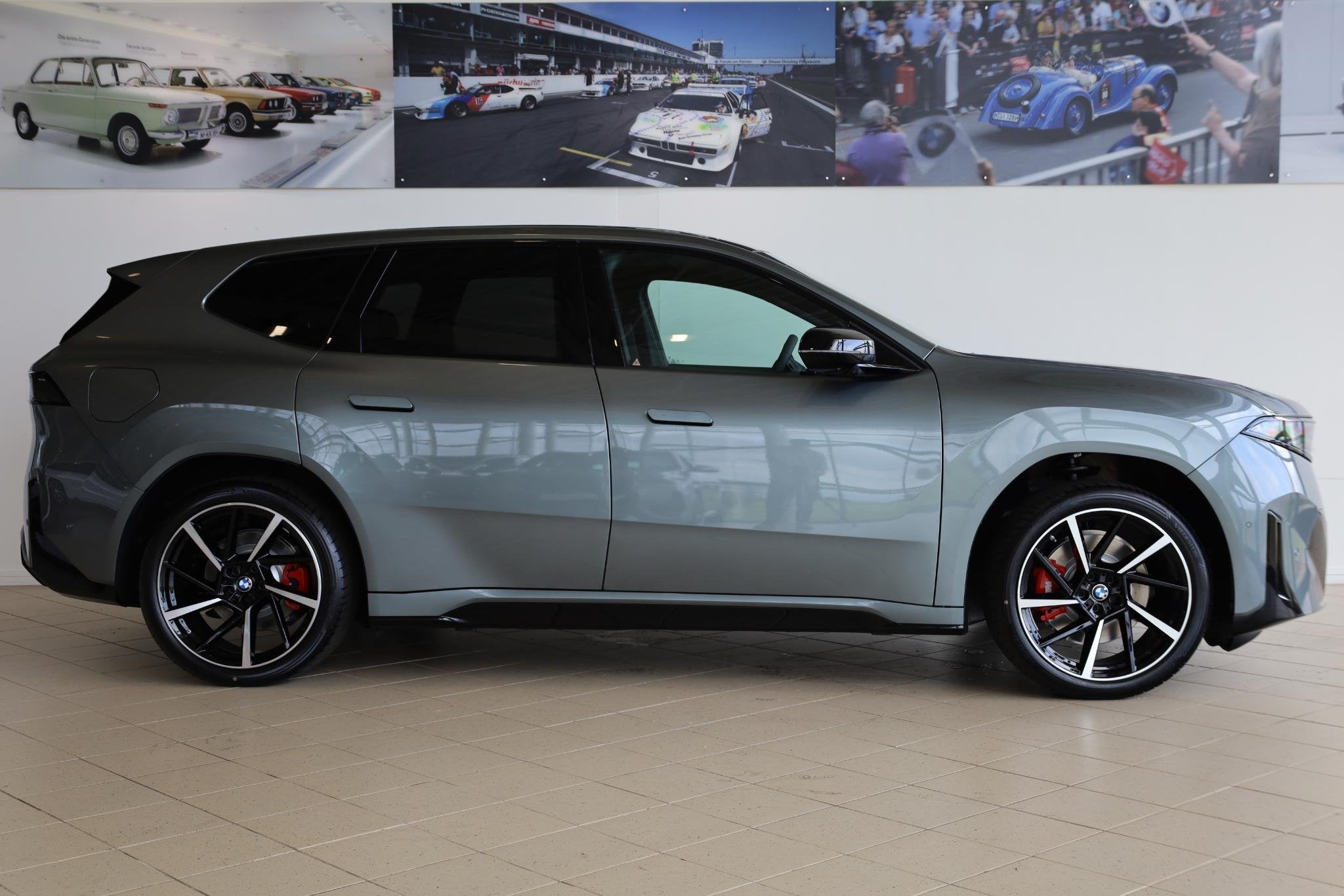 BMW iX3 40 eDrive 83 kWh M Sportpakket Pro | Innovation Pack, Automaat, Achterwielaandrijving, 320 pk, Leder