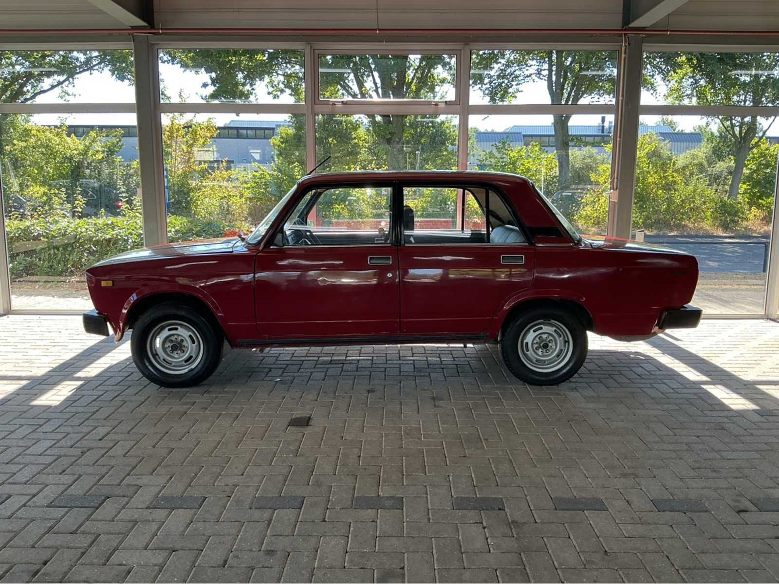 Lada/VAZ 2105. 1.3 motor Benzine Marge Auto 1989, foto 6