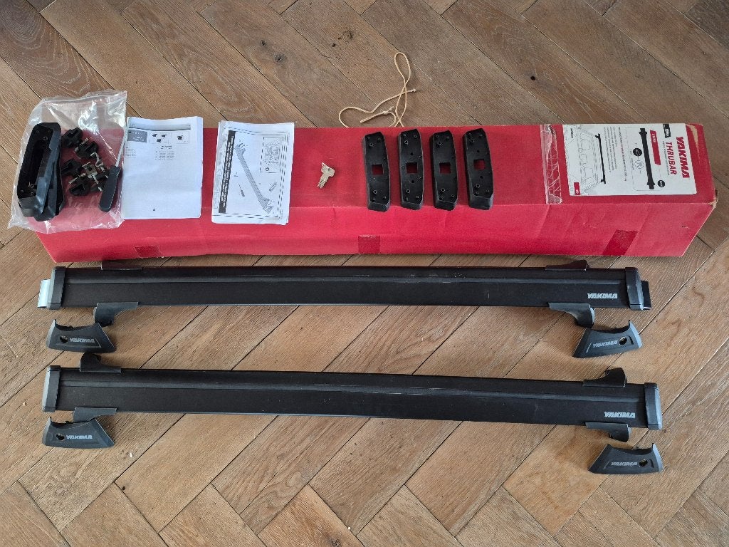 Yakima zwarte Thrubar dakdragers Toyota RAV4 2013-2019, Ophalen, Gebruikt