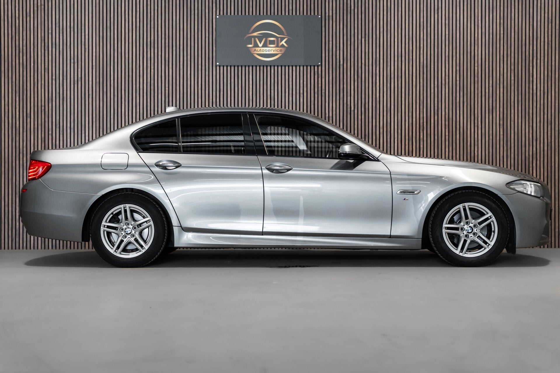 Foto 6 van BMW 5-serie High Executive M Sport | HUD | ACC | Leder | Aut