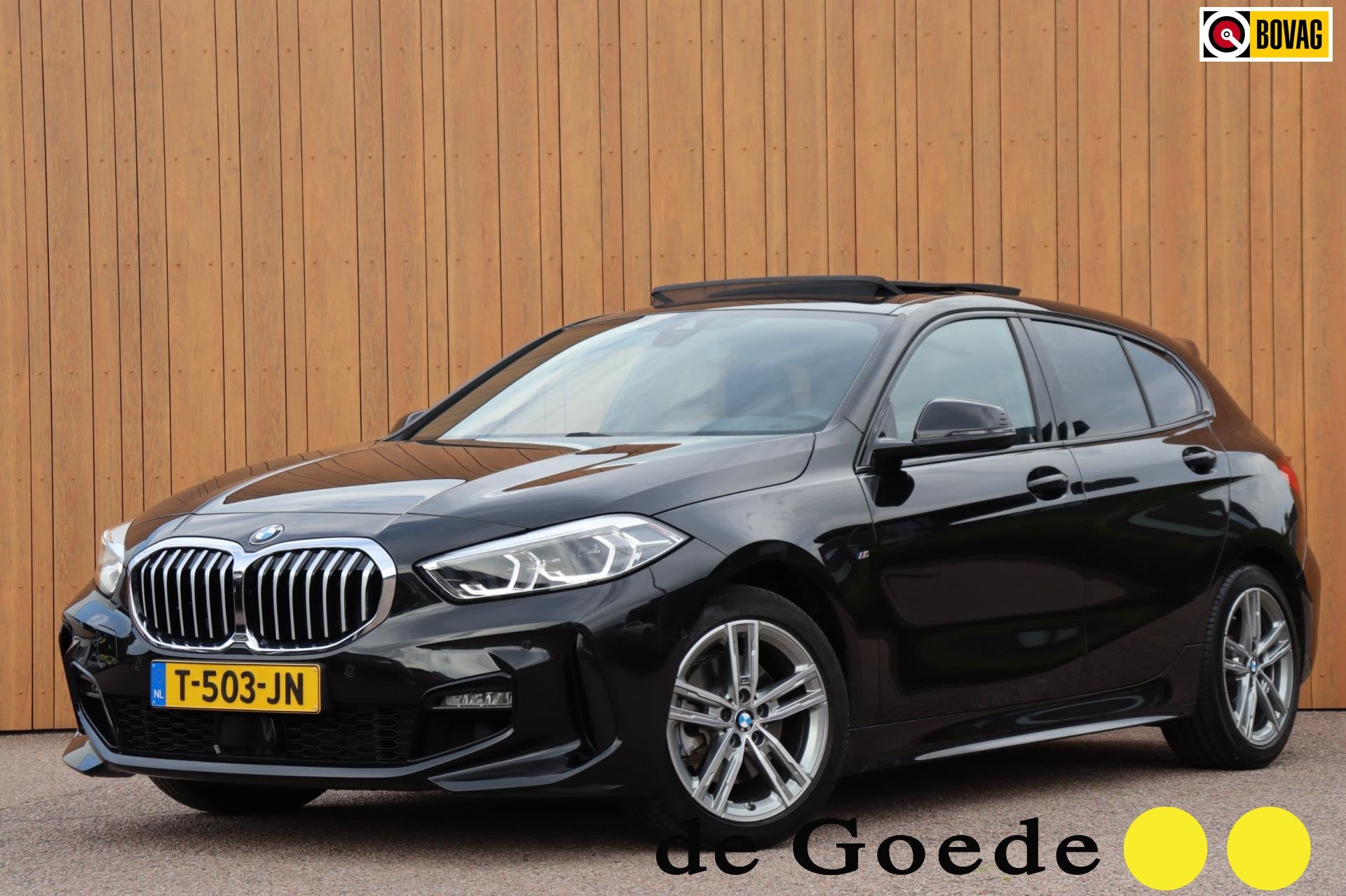 BMW 1-serie 116i Introduction Ed. M-sport orgNL Harman Kardo, Auto's, BMW, 12 maanden, Gebruikt, Leder en Stof, Zwart