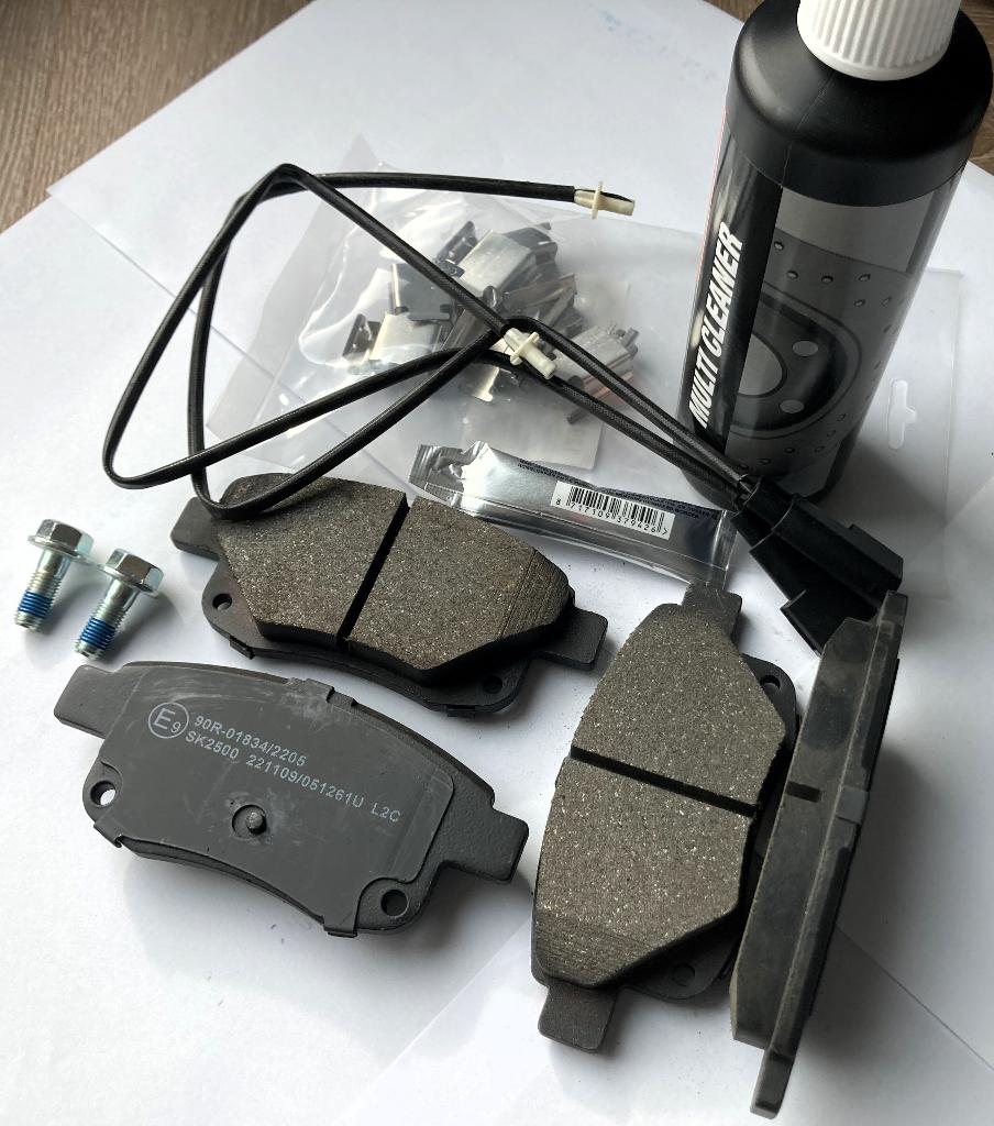 Remblokken Ford Transit achter, Ophalen of Verzenden
