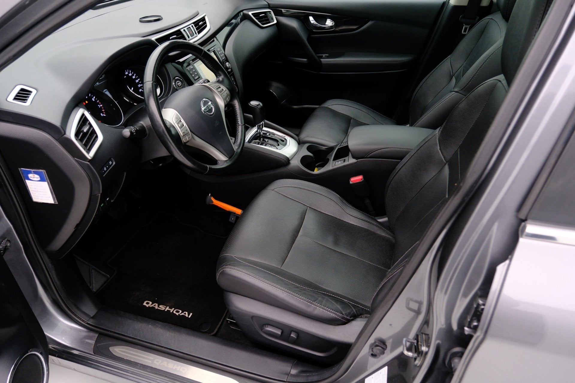 Foto 3 van Nissan Qashqai 1.2 Tekna Aut. Pano|Leder|Navi|Cam|LMV
