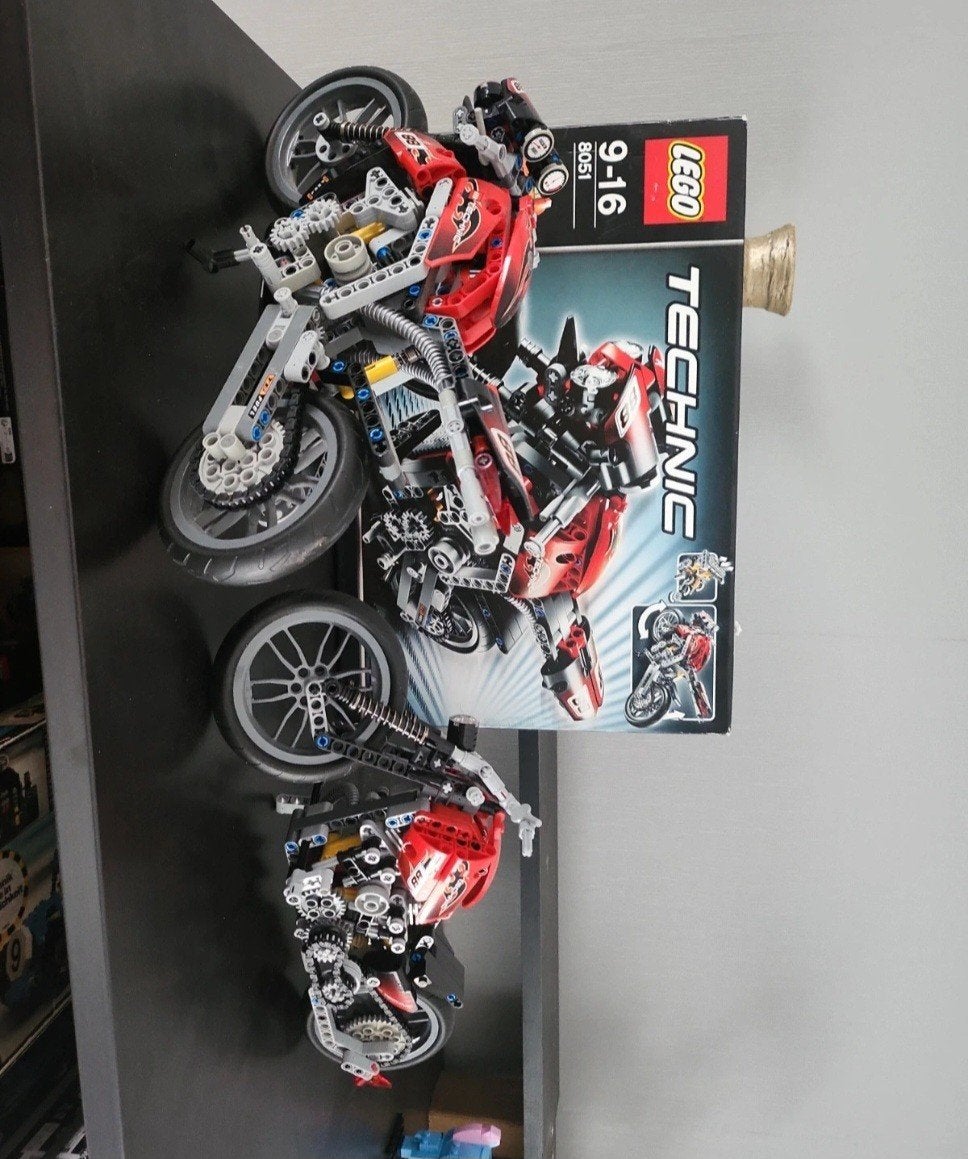 Lego Technic 8051 Motorfiets met boekjes, doos en motoren, Gebruikt, Ophalen of Verzenden, Technic, Complete set