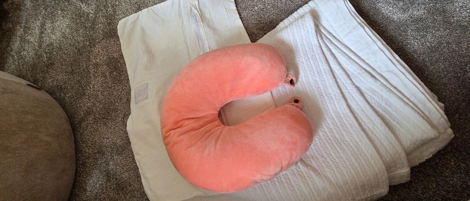 Nieuw roze nekkussen - Ideaal voor reizen en ontspanning, Steunkussen, Nieuw, Ophalen of Verzenden, Roze