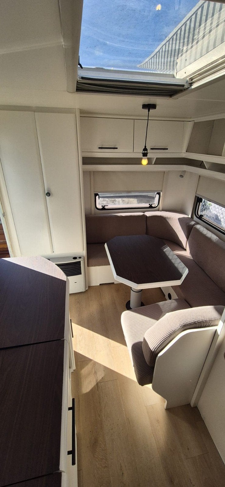Hobby De Luxe 495, Caravans en Kamperen, Rondzit, Hobby, Particulier, 4 tot 5 meter