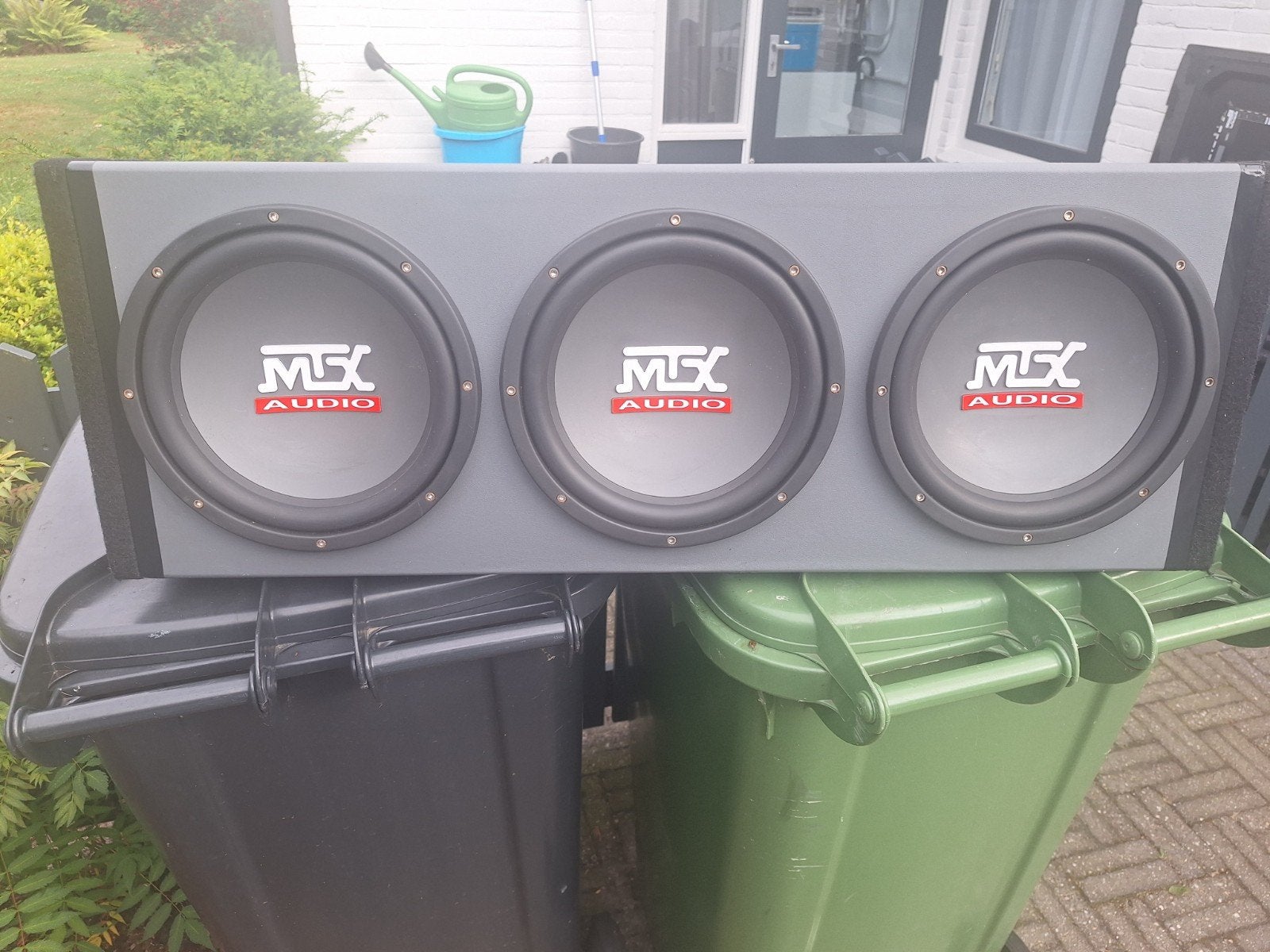MTX Audio Subwoofer met 3 woofers - 600W RMS, Ophalen of Verzenden, Gebruikt