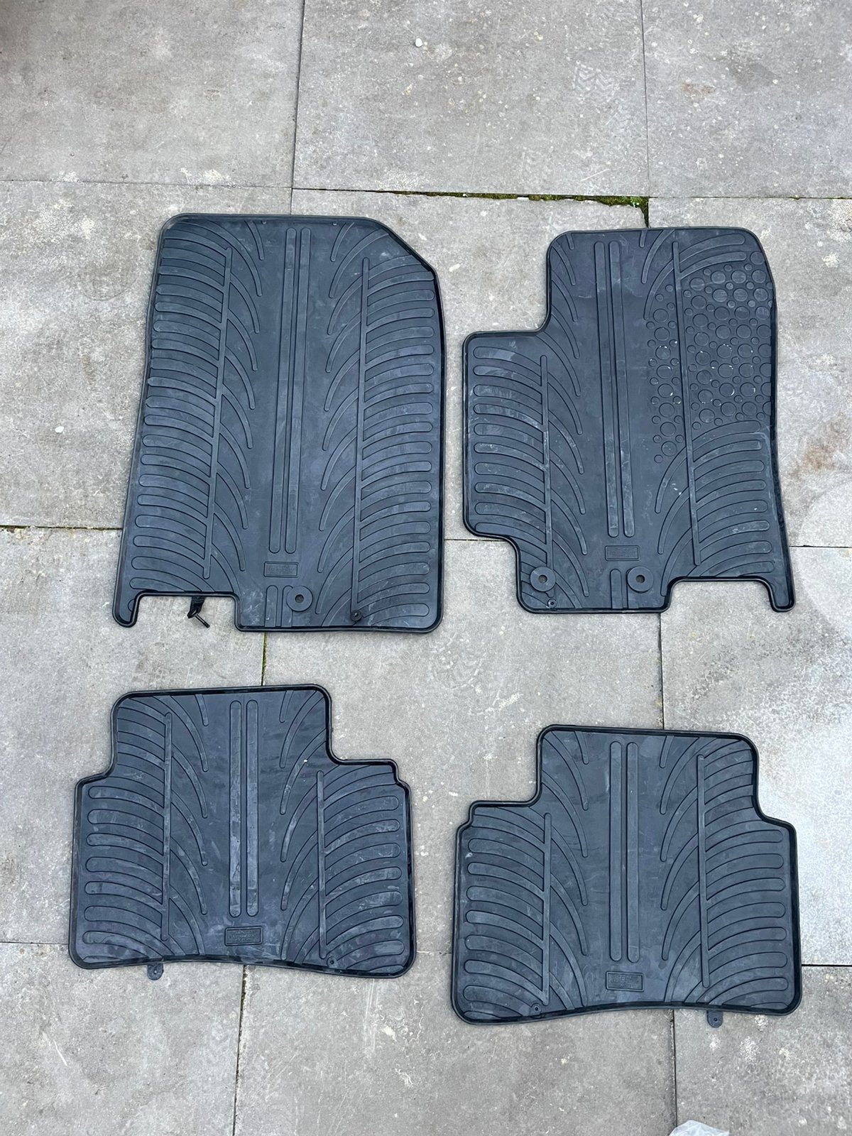 Rubberen automatten - Kia Stonic, Rio, Ophalen, Nieuw
