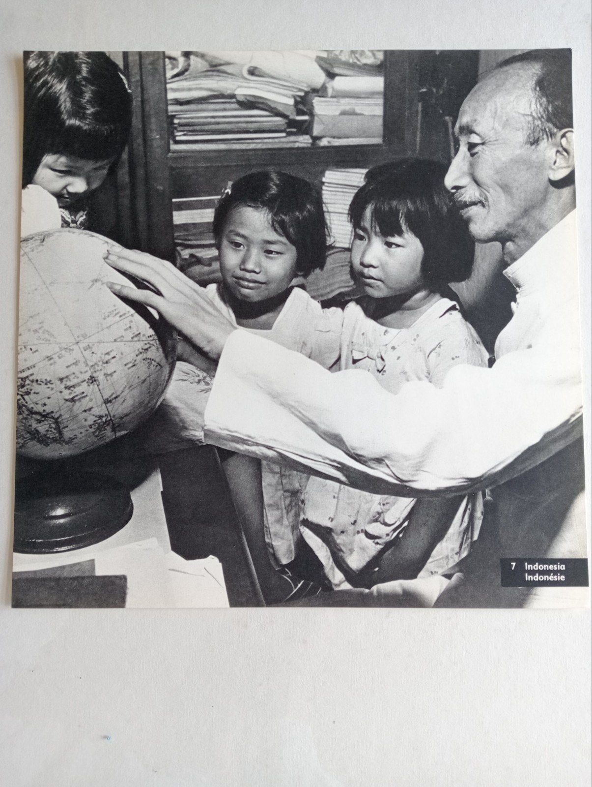 Unesco fotogravure jaren 60 Indonesië, Verzenden, 1960 tot 1980, Gebruikt, Overige onderwerpen